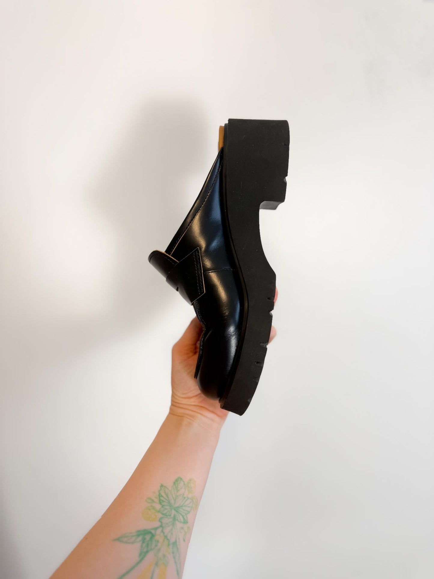 CAMPER "Milah Black Leather Clog (Size 40 / 9 )