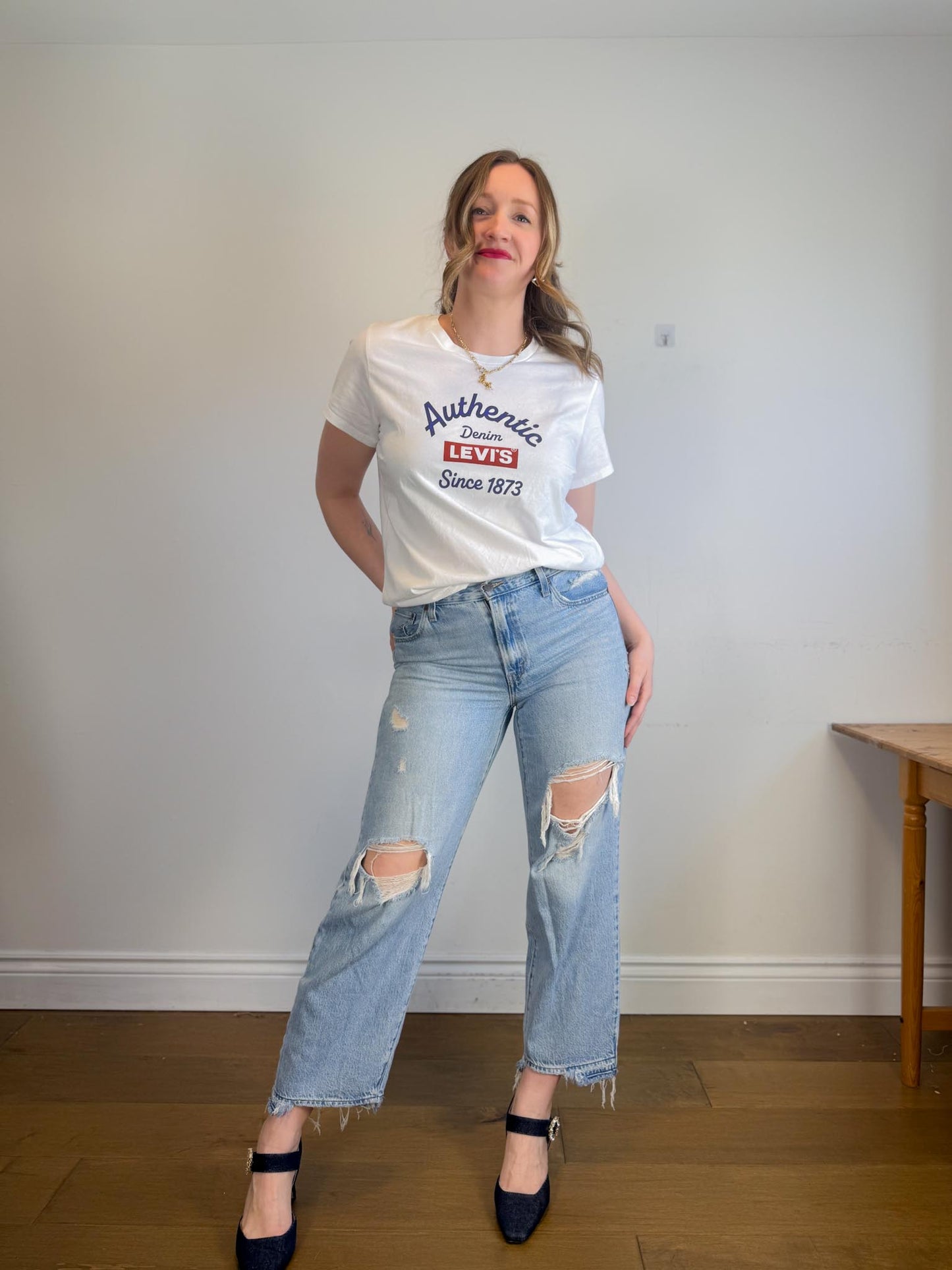 Levi’s Distressed Baggy Dad Jeans (Size 29)