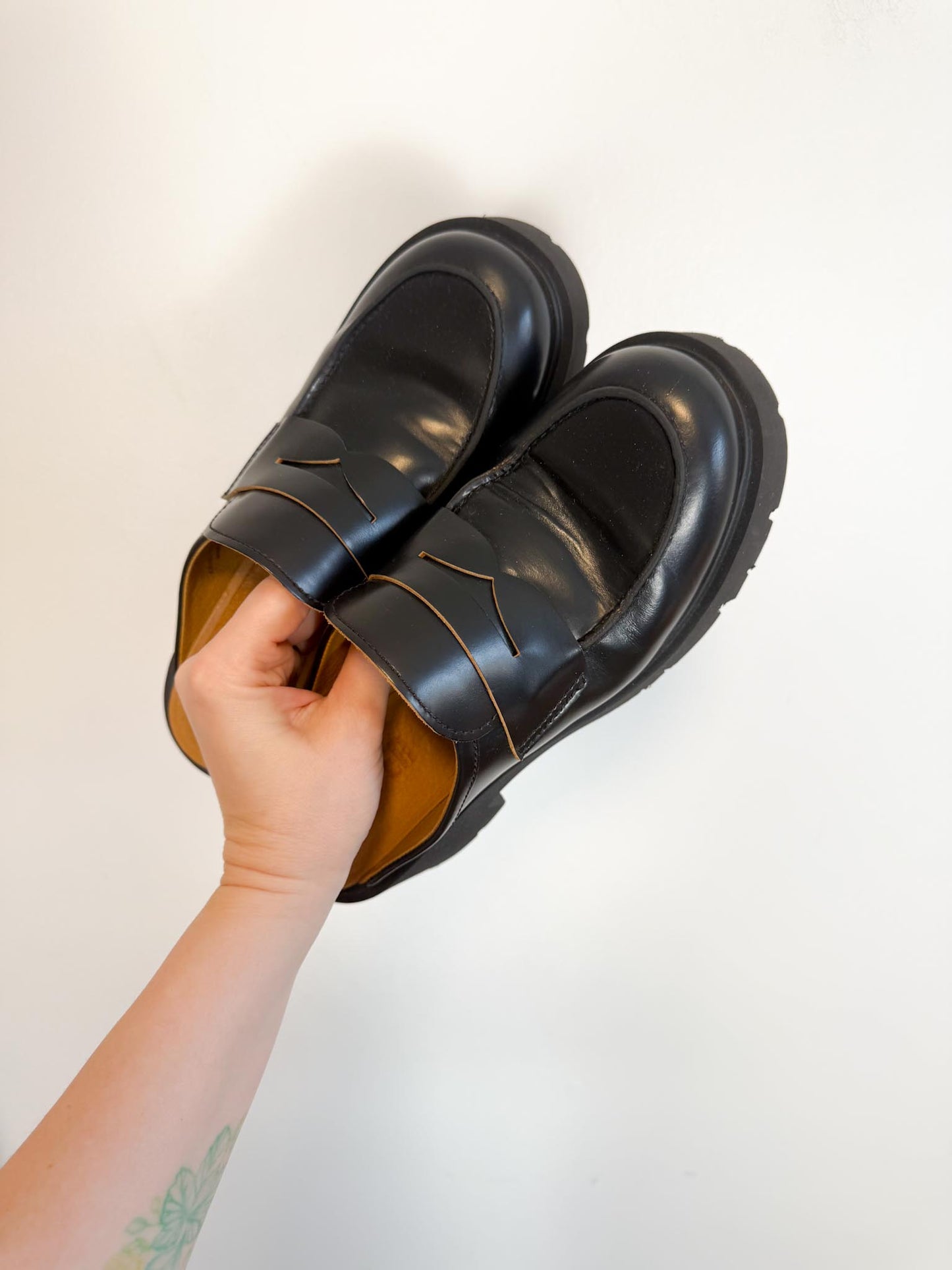 CAMPER "Milah Black Leather Clog (Size 40 / 9 )