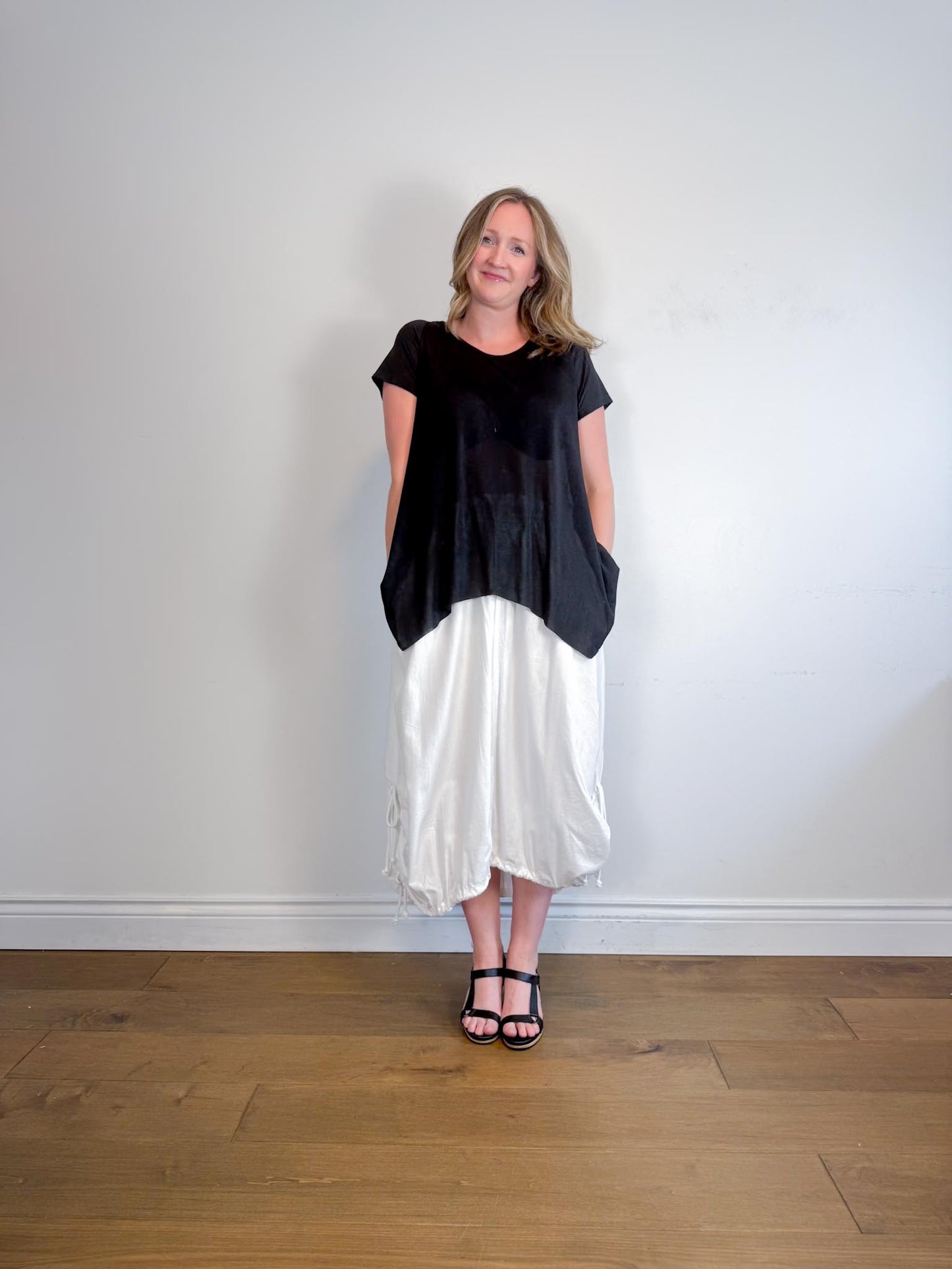 Oversized T-Shirt in Black (Size XXL)