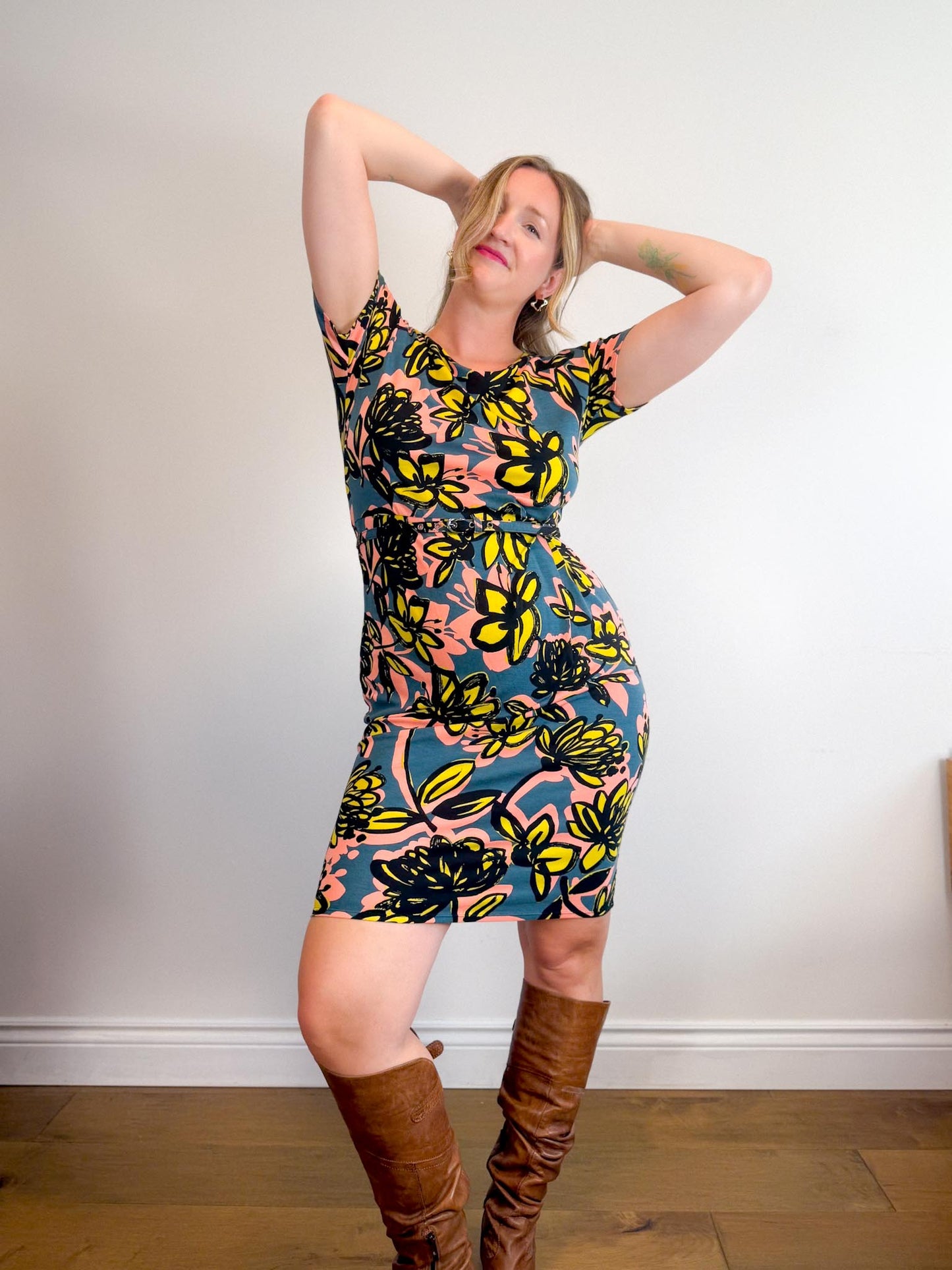 Weekend MaxMara "Caneva Knit Belted Dress in Floral" (Size M/L)