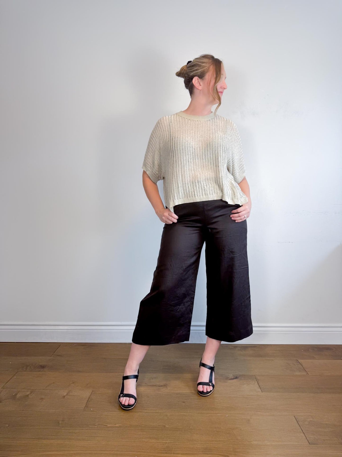 MIOU MUSE Distressed Oversized T-Shirt (Size L)