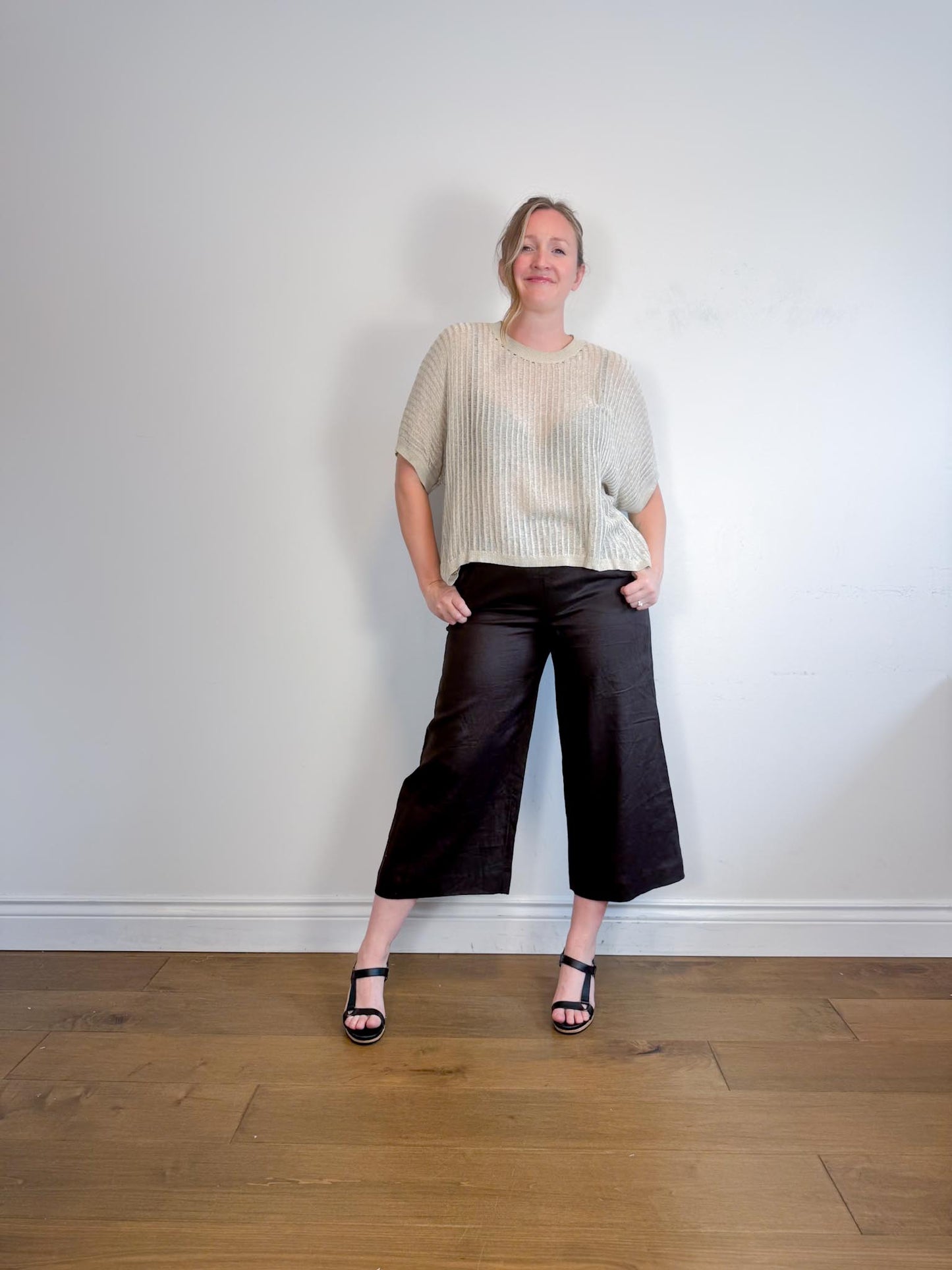 Phase Eight Wide Legged Cropped Linen Pants in Brown (Size M/L)