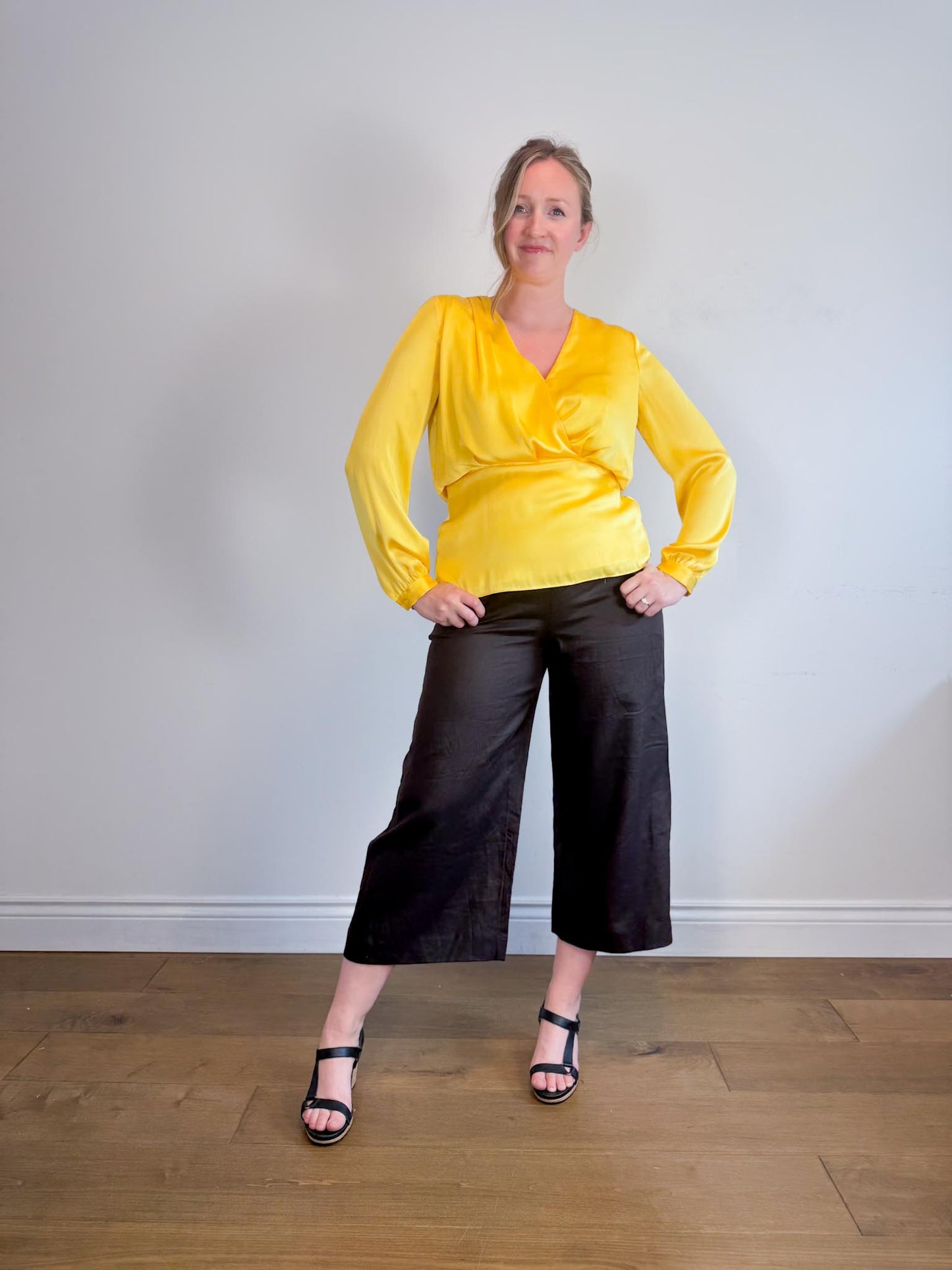 REISS Satin Long Sleeve Top in Yellow (Size 10)
