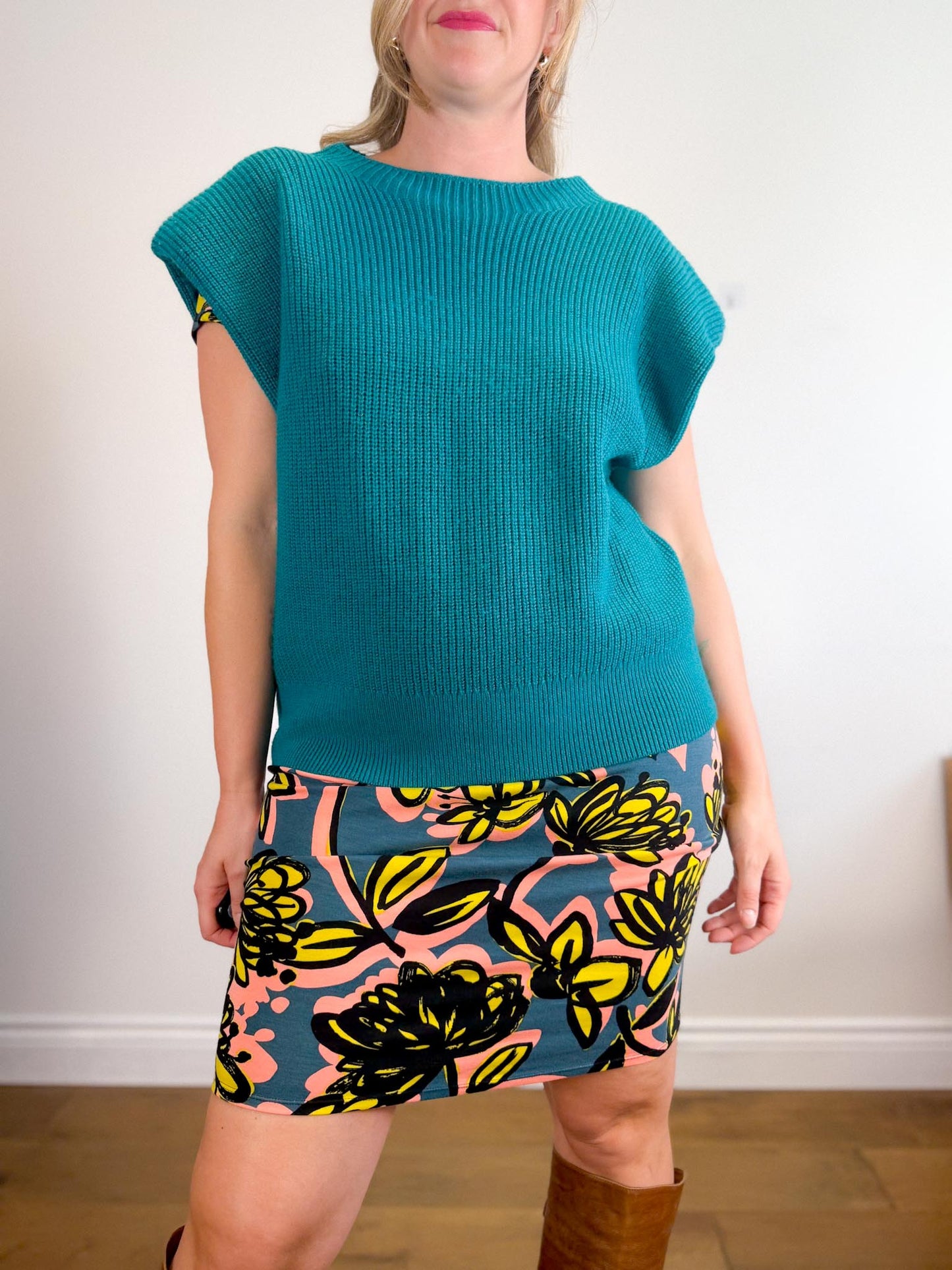 Weekend MaxMara "Caneva Knit Belted Dress in Floral" (Size M/L)