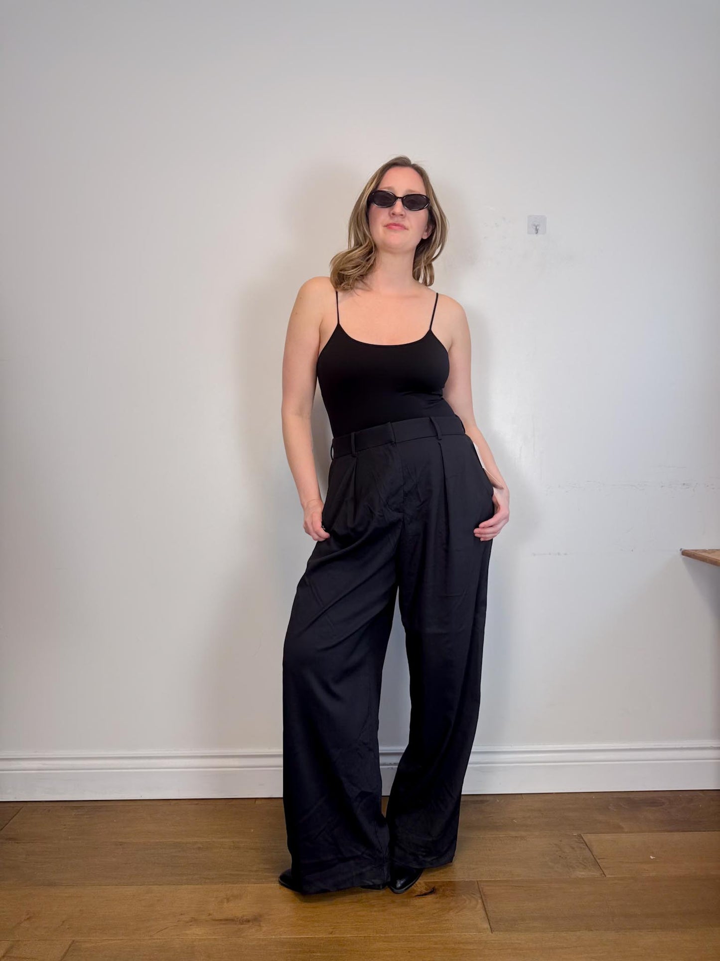 Lululemon "Pleat Front High Rise Trousers in Black" NWT (Size 14)