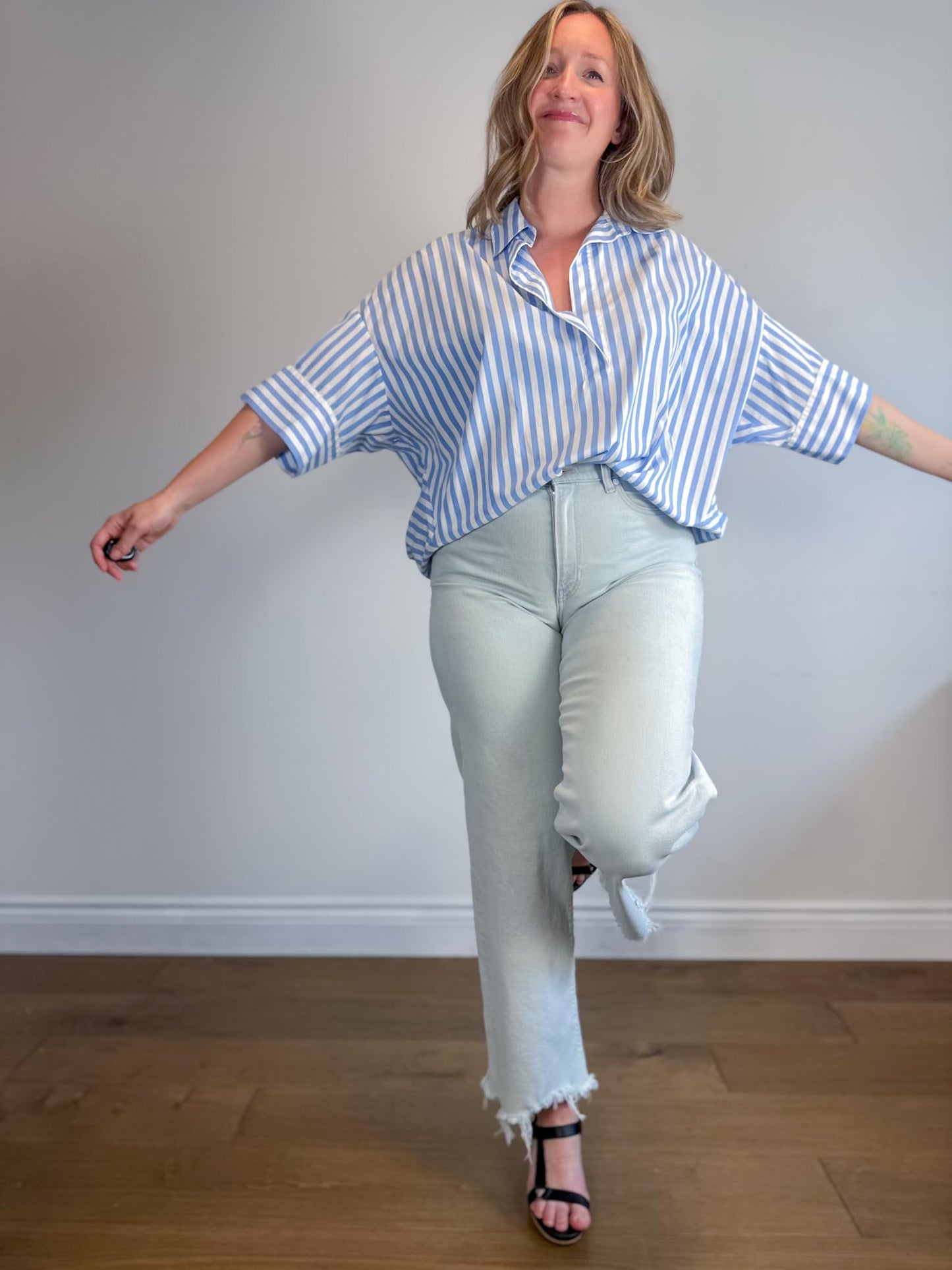 Banana Republic Striped Tunic Top in Blue/White (Size M)