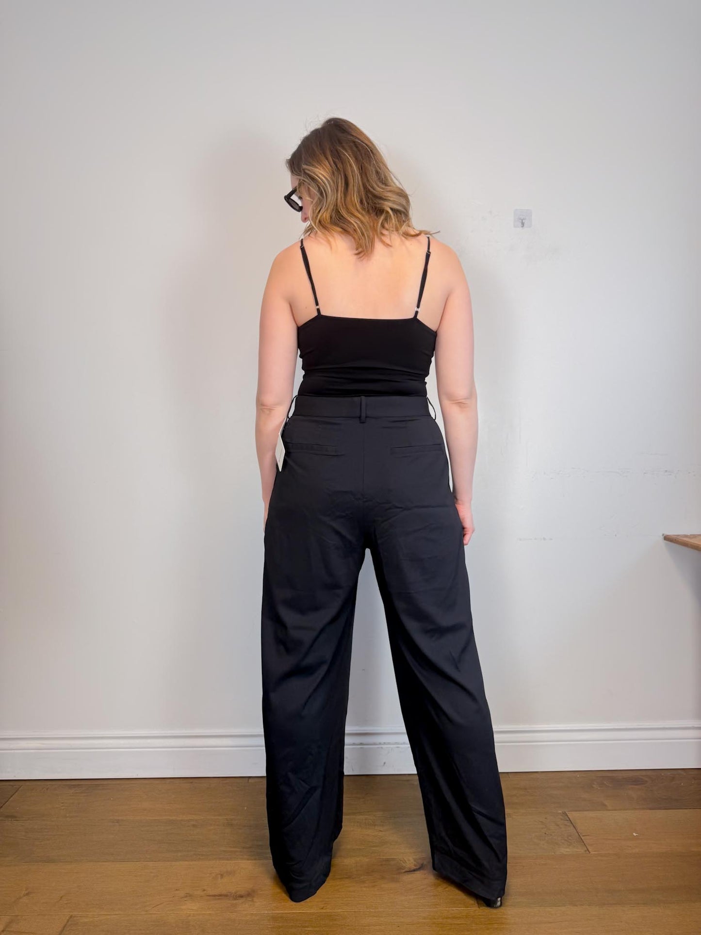 Lululemon "Pleat Front High Rise Trousers in Black" NWT (Size 14)