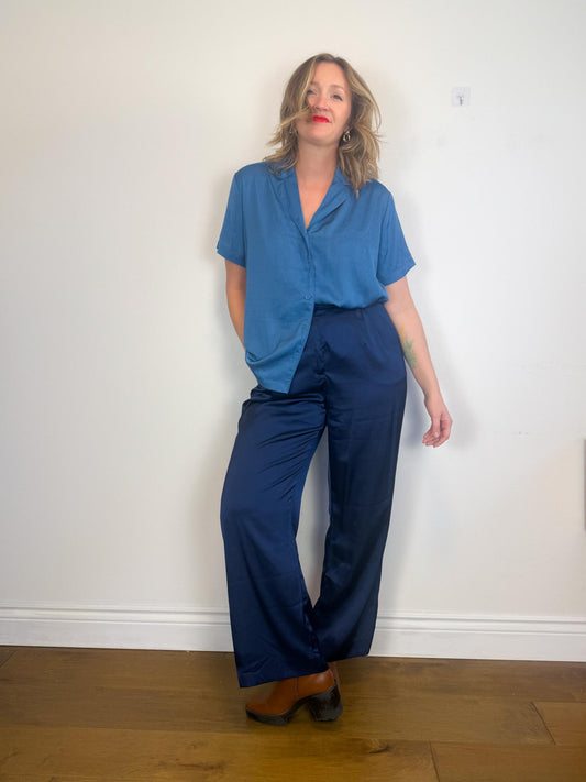 Abercrombie Satin Wide Leg Trousers in Navy (Size 31)