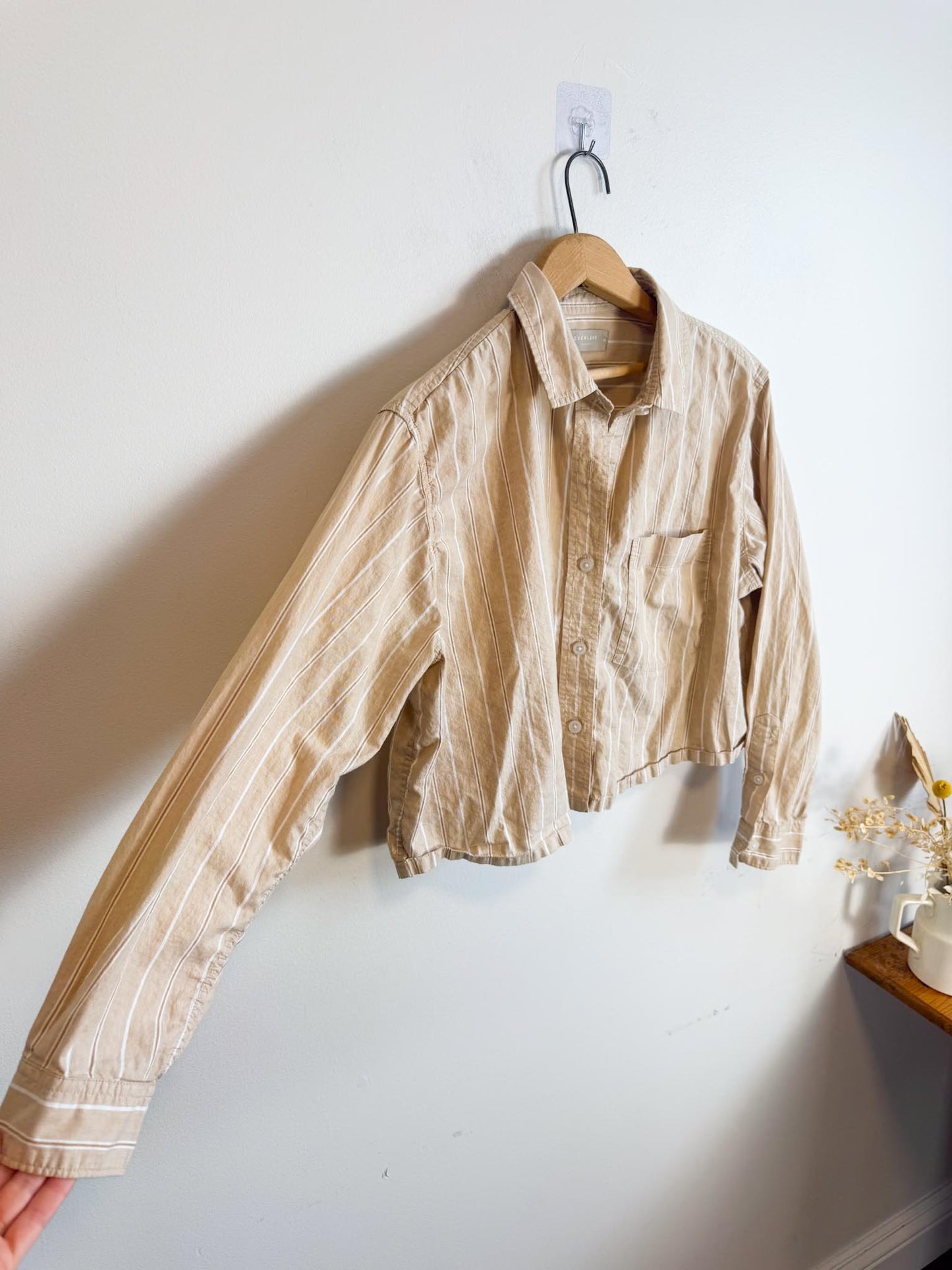 Everlane "The Way Short Shirt in Silky Cotton" in Beige/White Stripe (Size M/L)