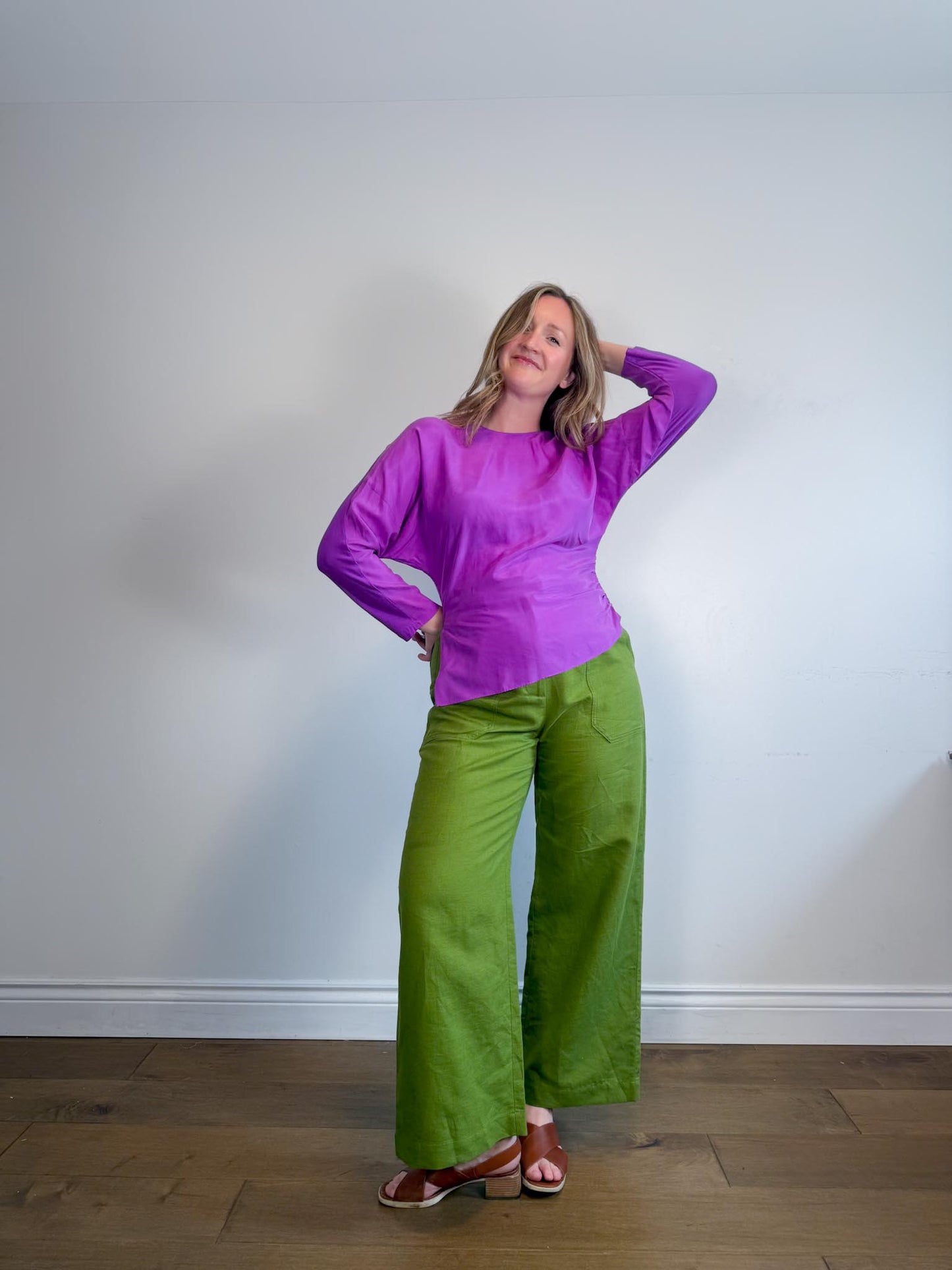 JIGSAW "Silk Front Ruched Waist Top in Purple" (Size L)