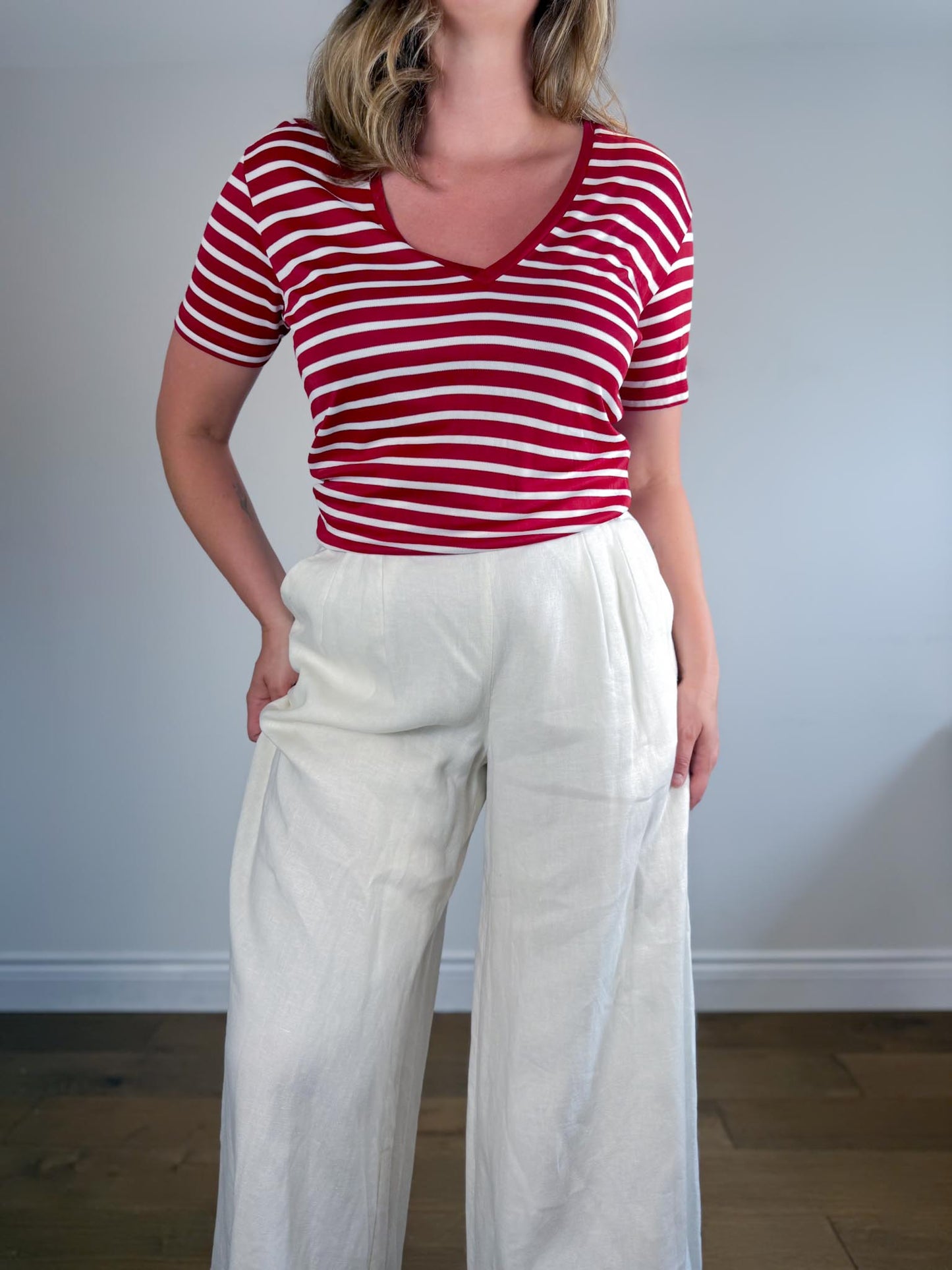 The Kooples Striped V-Neck T-Shirt in Red/White (Size L)