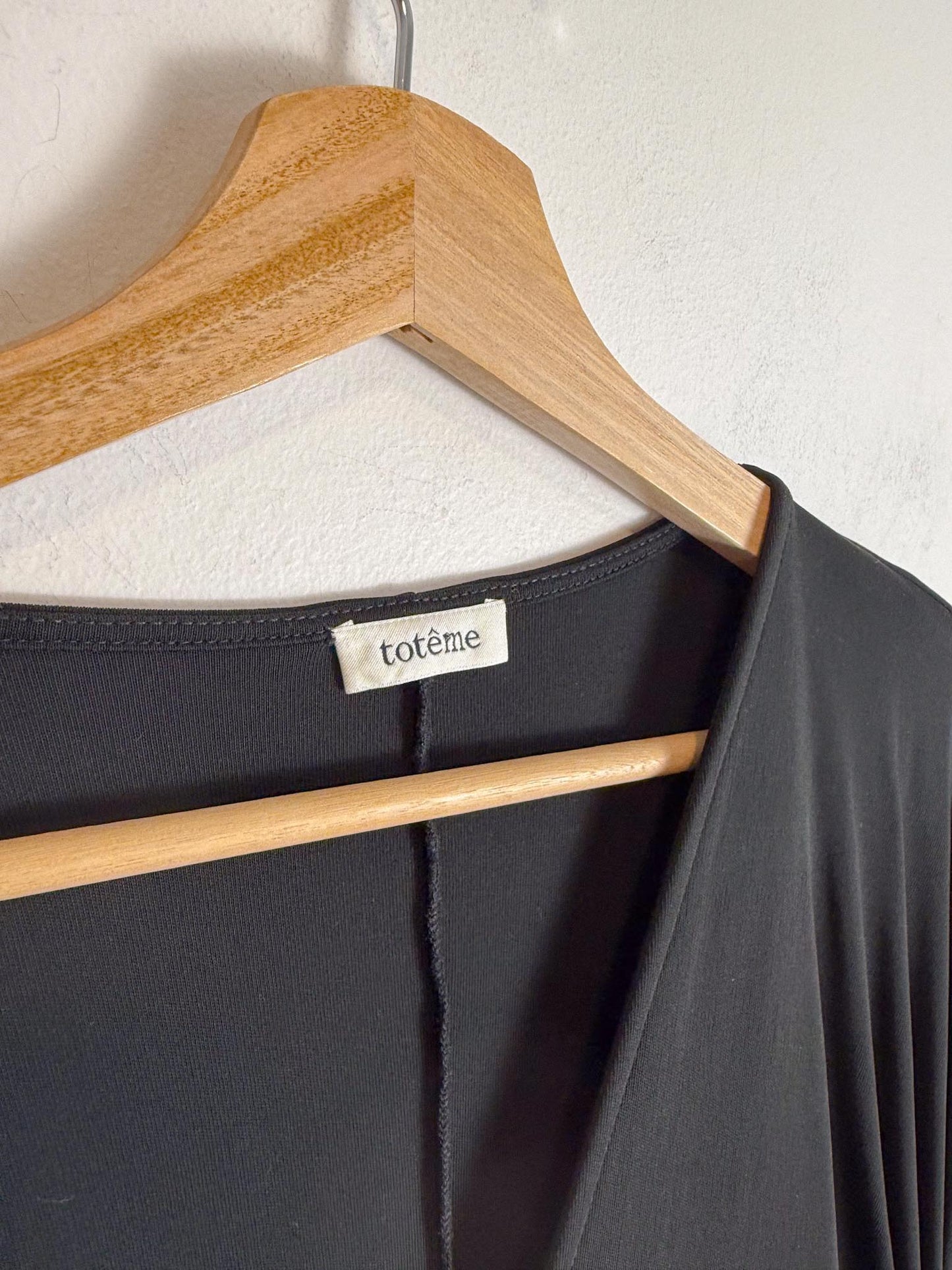 Toteme Designer "V-Neck Soller Dress in Black" (Size M/L)