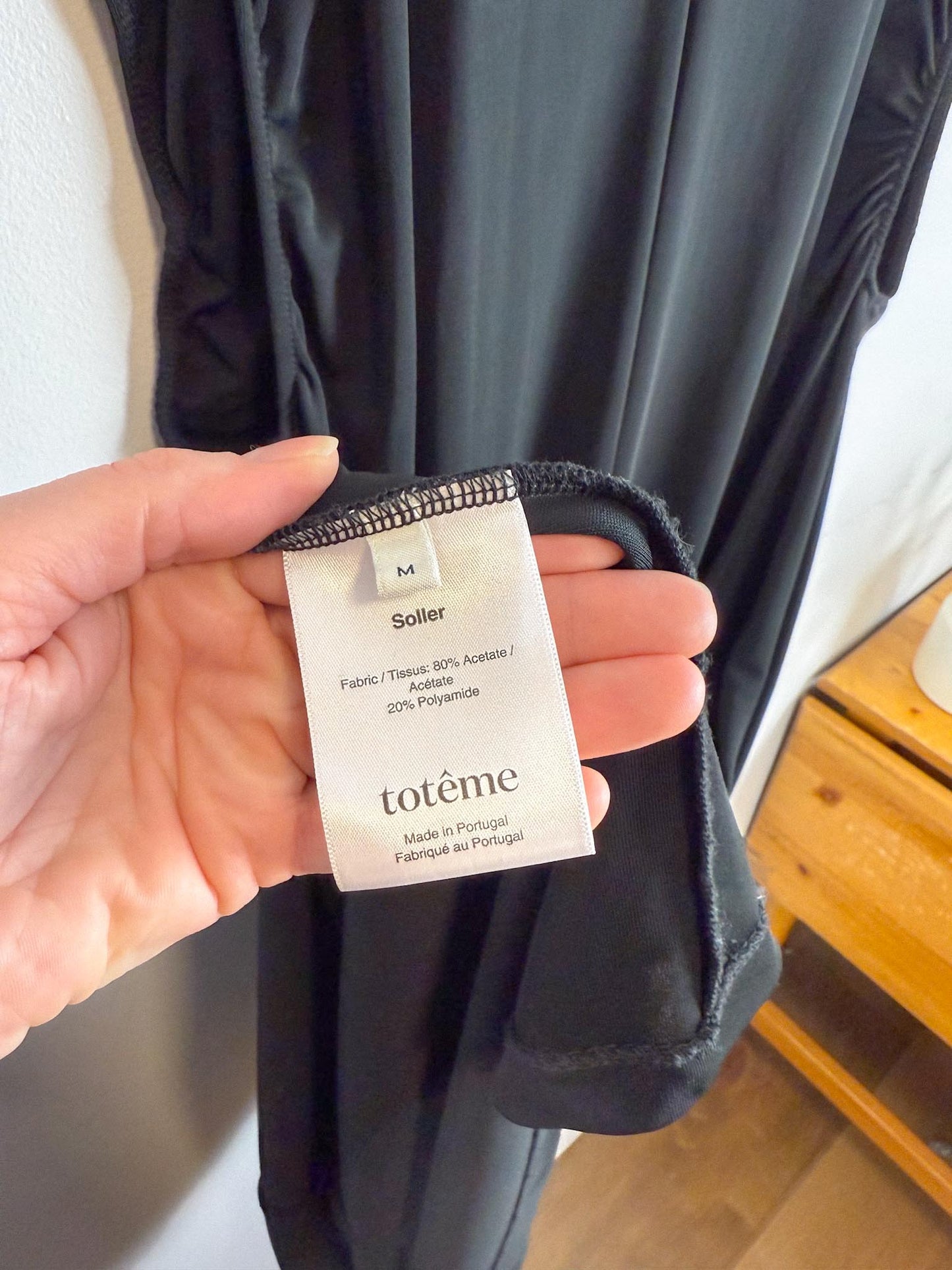 Toteme Designer "V-Neck Soller Dress in Black" (Size M/L)