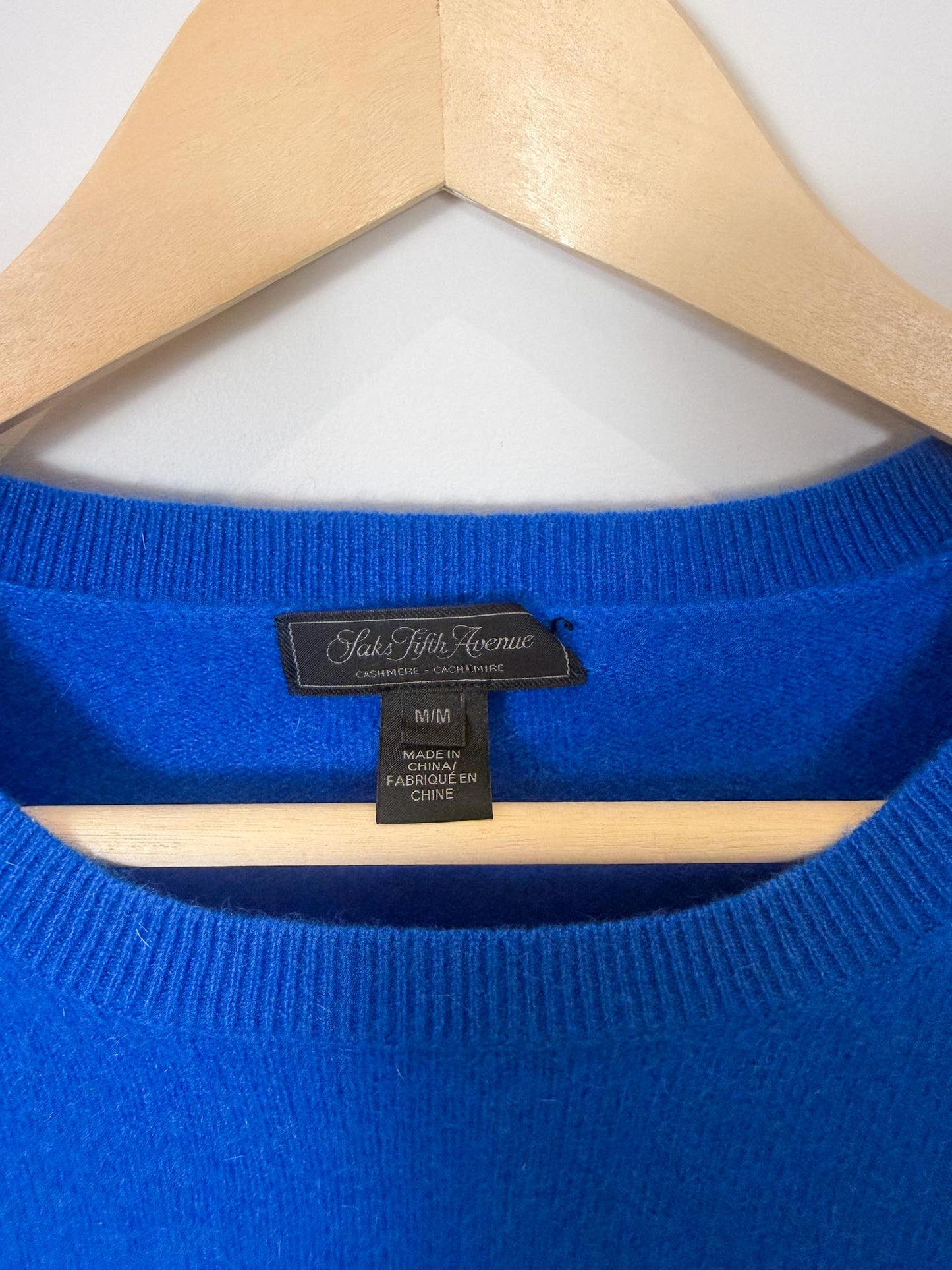 Saks Fifth Avenue Cashmere Sweater in Cobalt Blue (Size M)