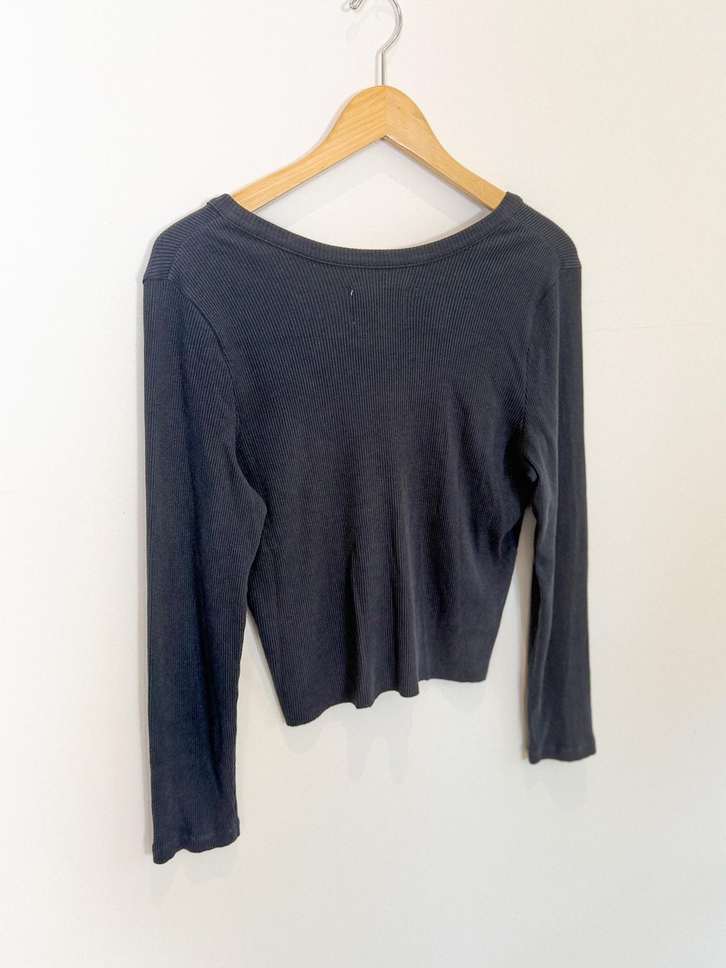 Citizens of Humanity "Aideen Ribbed Henley Top in Charcoal" (Size L)