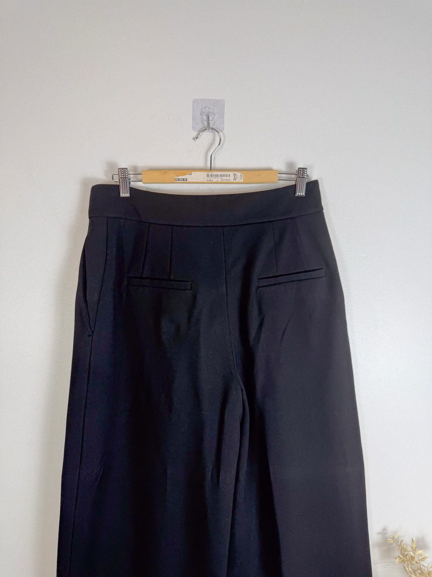 DOROTHEE SCHUMACHER Designer "EMOTIONAL ESSENCE Wide Leg Trousers in Black" (Size XL)