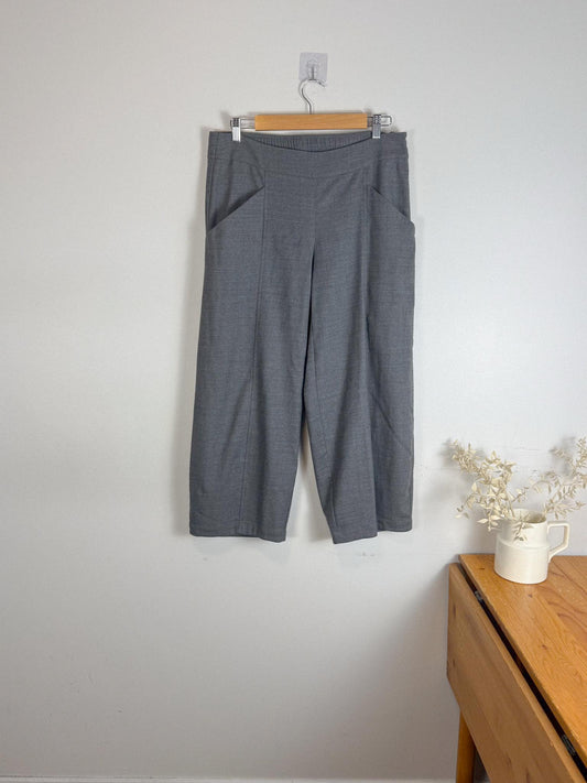 Eileen Fisher Wool Wide Leg Culottes in Grey (Size S/M)