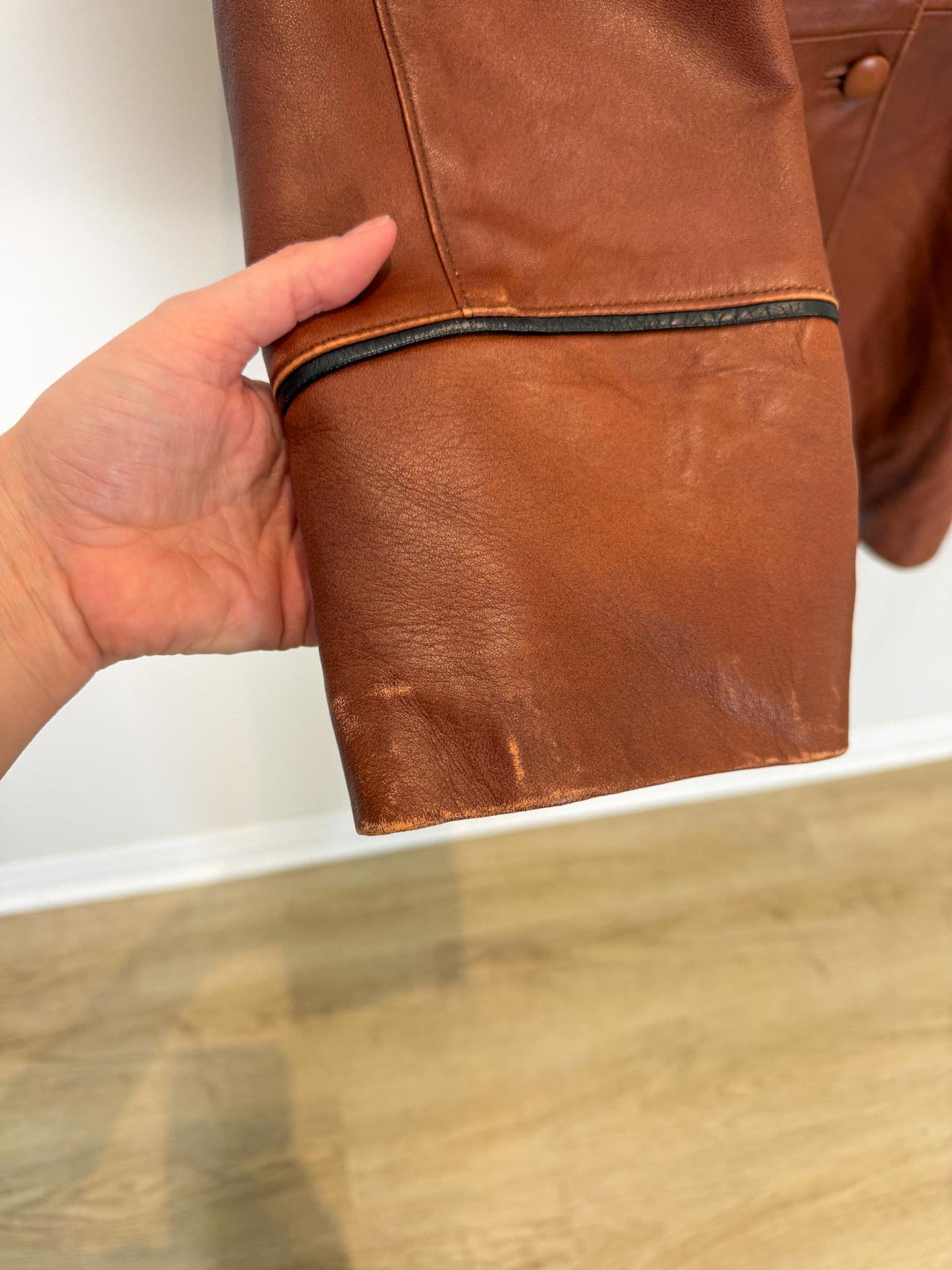 Vintage Bertanni Leather Jacket in Brown (Size L)