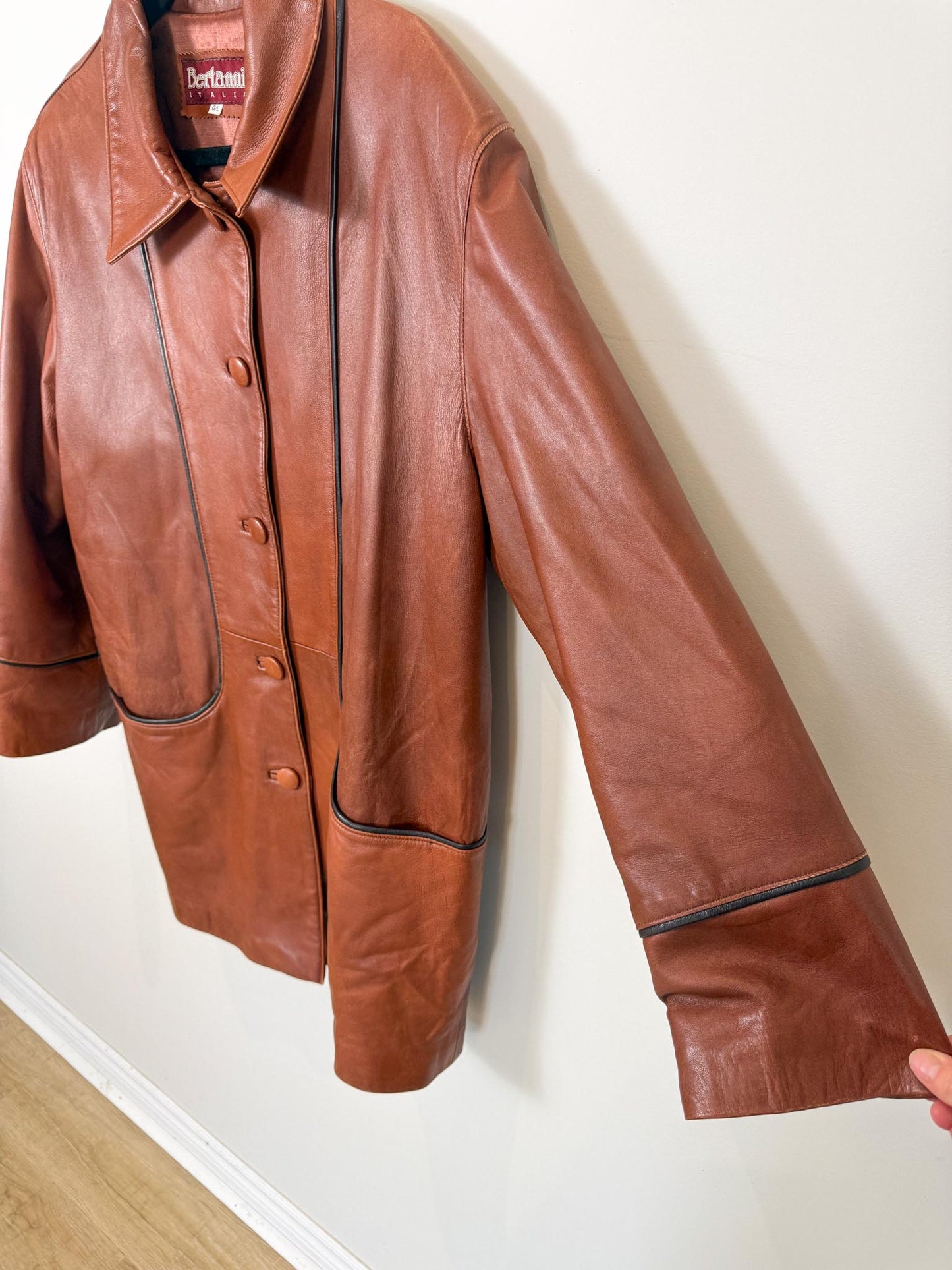 Vintage Bertanni Leather Jacket in Brown (Size L)