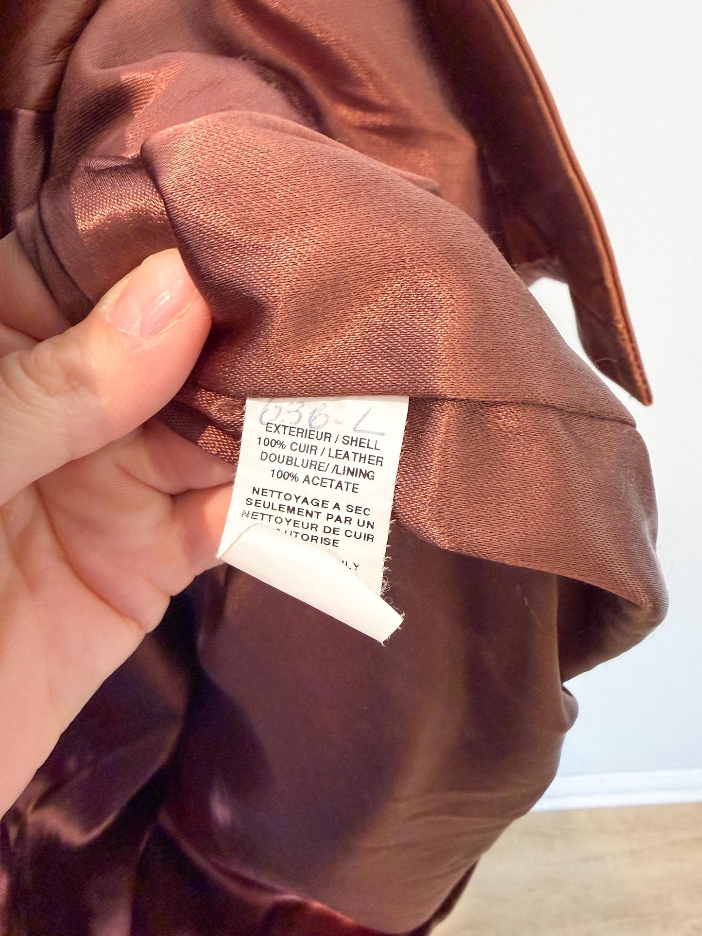 Vintage Bertanni Leather Jacket in Brown (Size L)