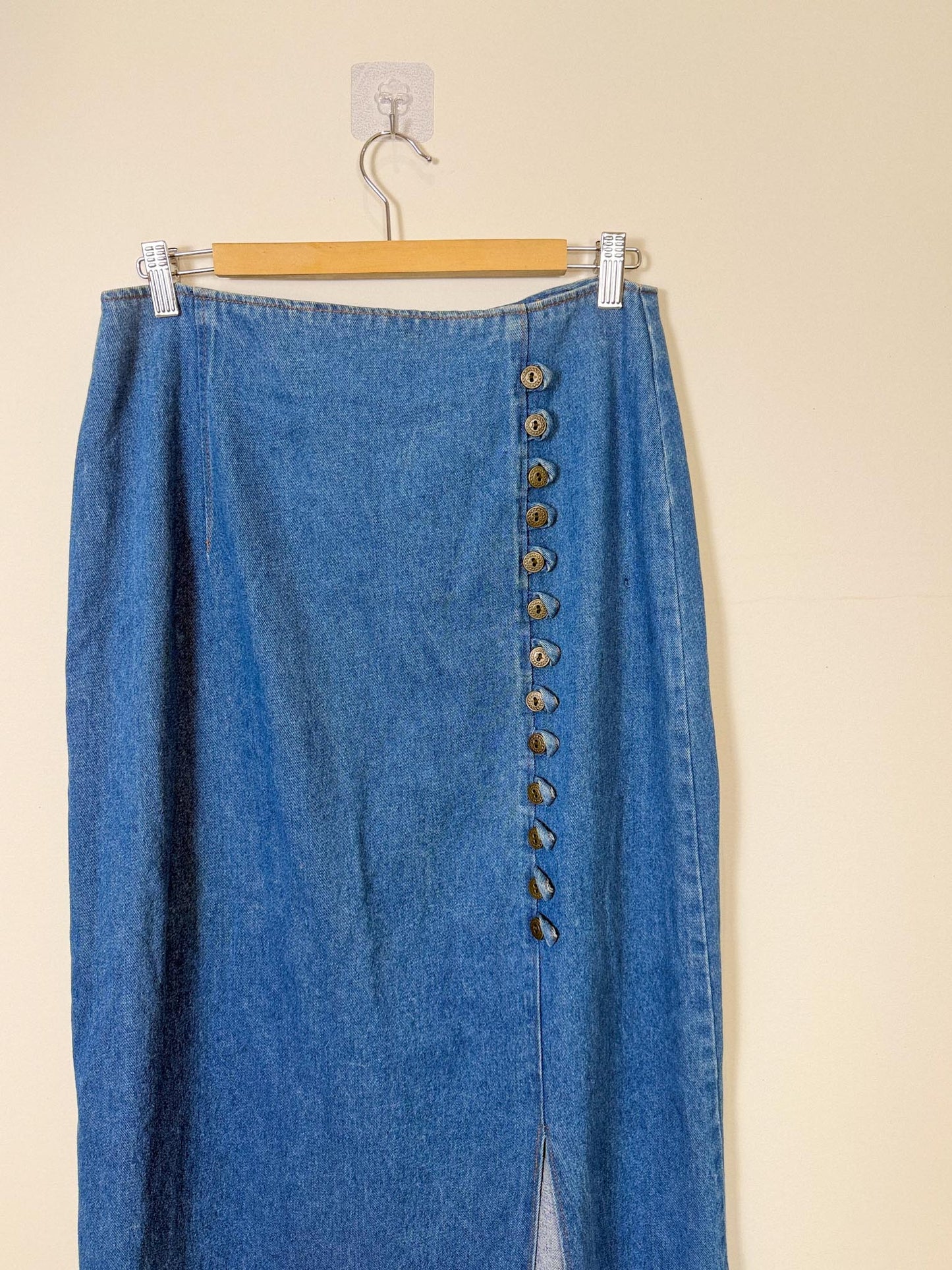 Vintage Midi Denim Skirt with Button Detail (Size L/XL)