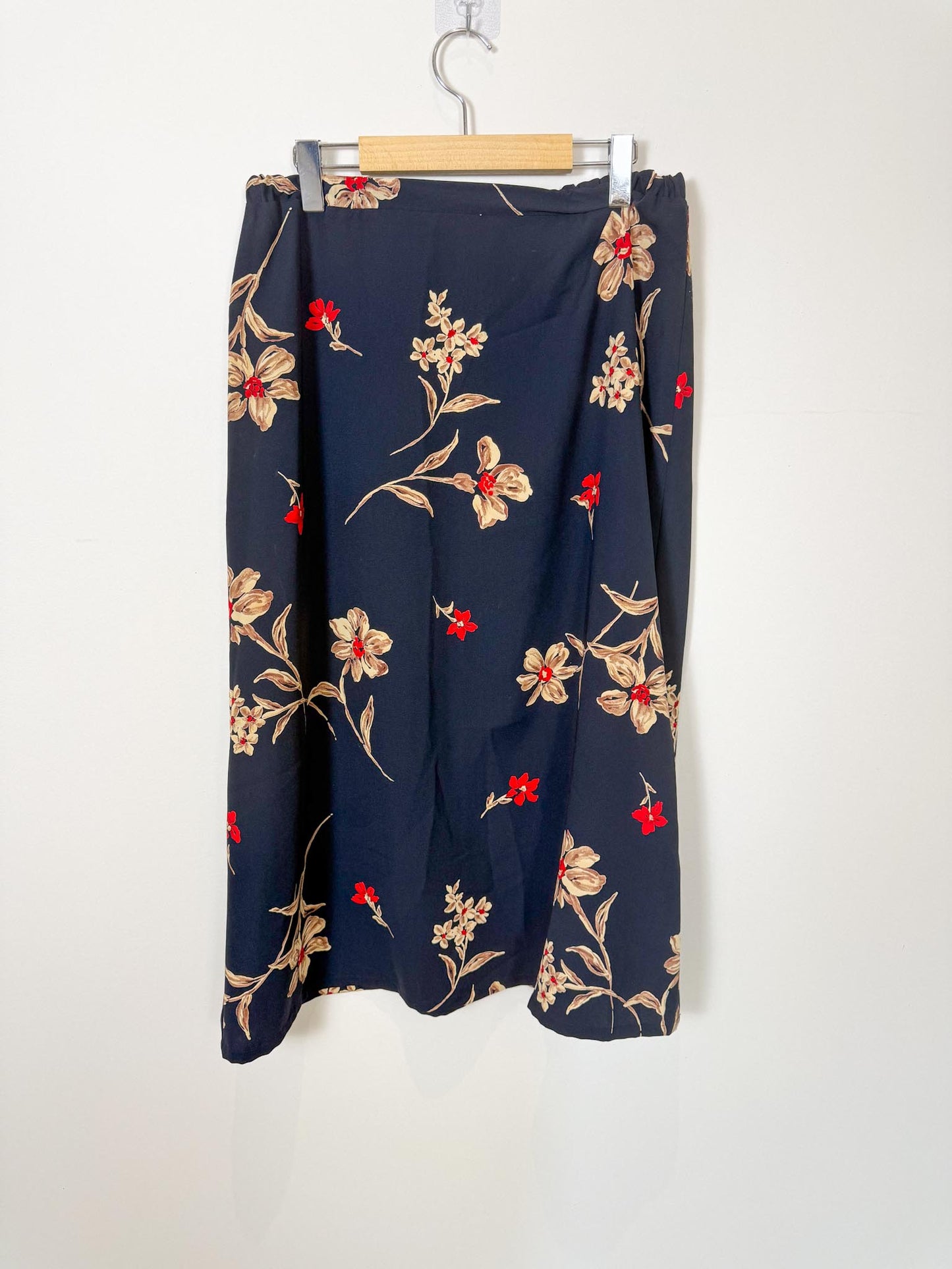Vintage Floral Midi Skirt in Navy Floral (Size L)