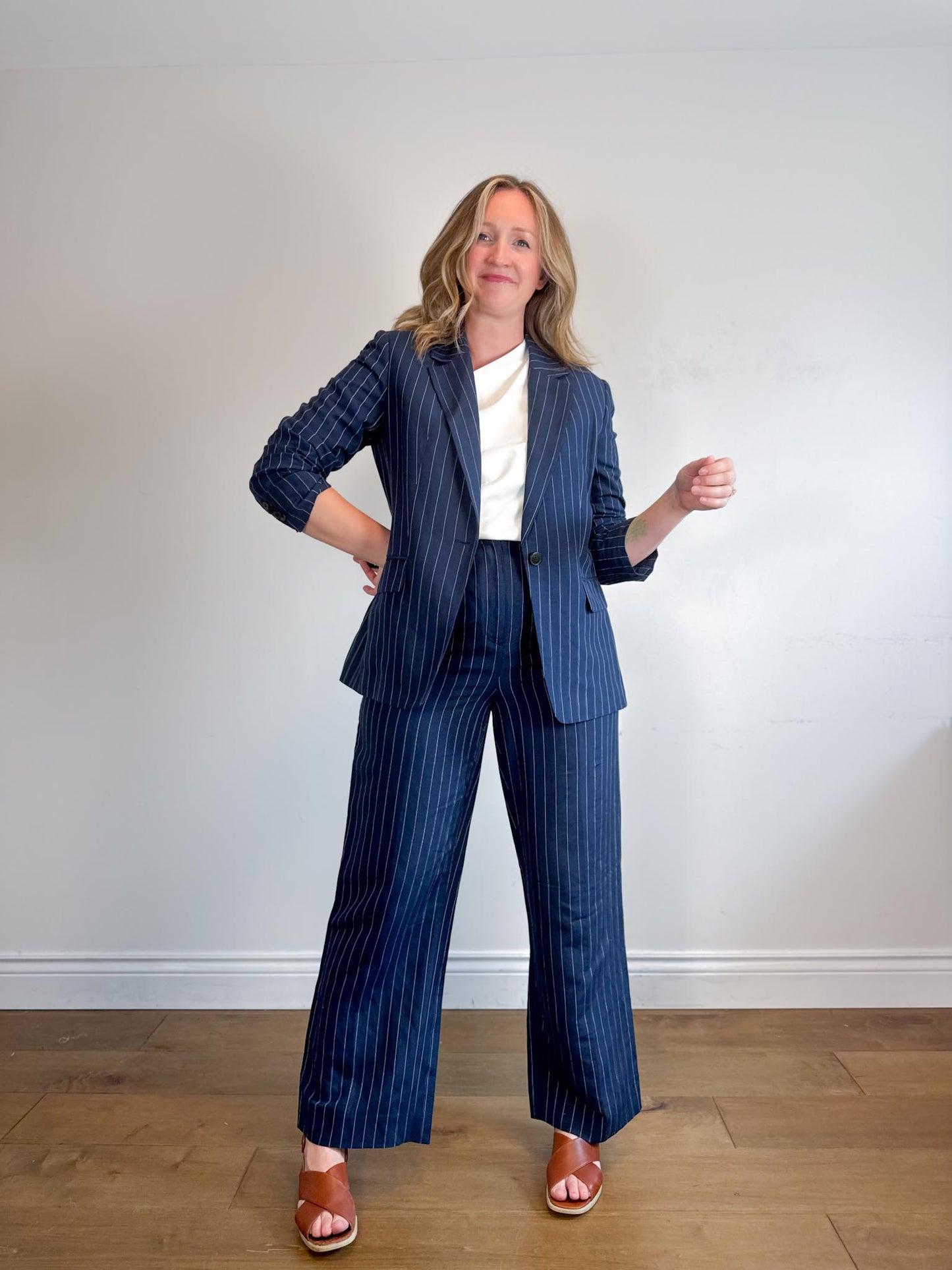 Club Monaco Pinstriped Linen Trousers in Navy/White (Size 10)