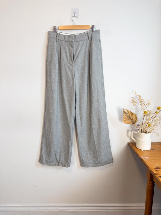 Wilfred Houndstooth Wool & Cashmere Trousers in Grey (Size 10)