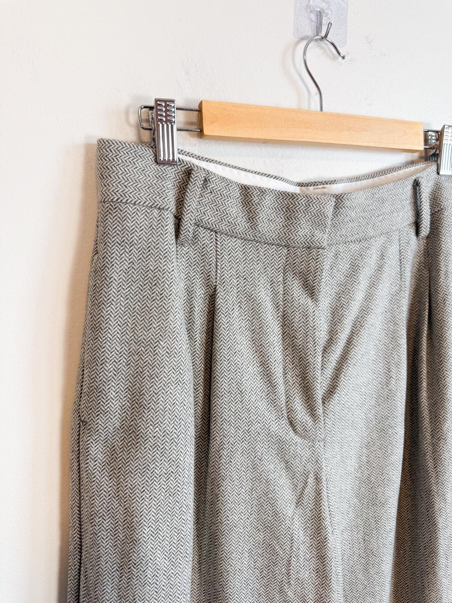 Wilfred Houndstooth Wool & Cashmere Trousers in Grey (Size 10)