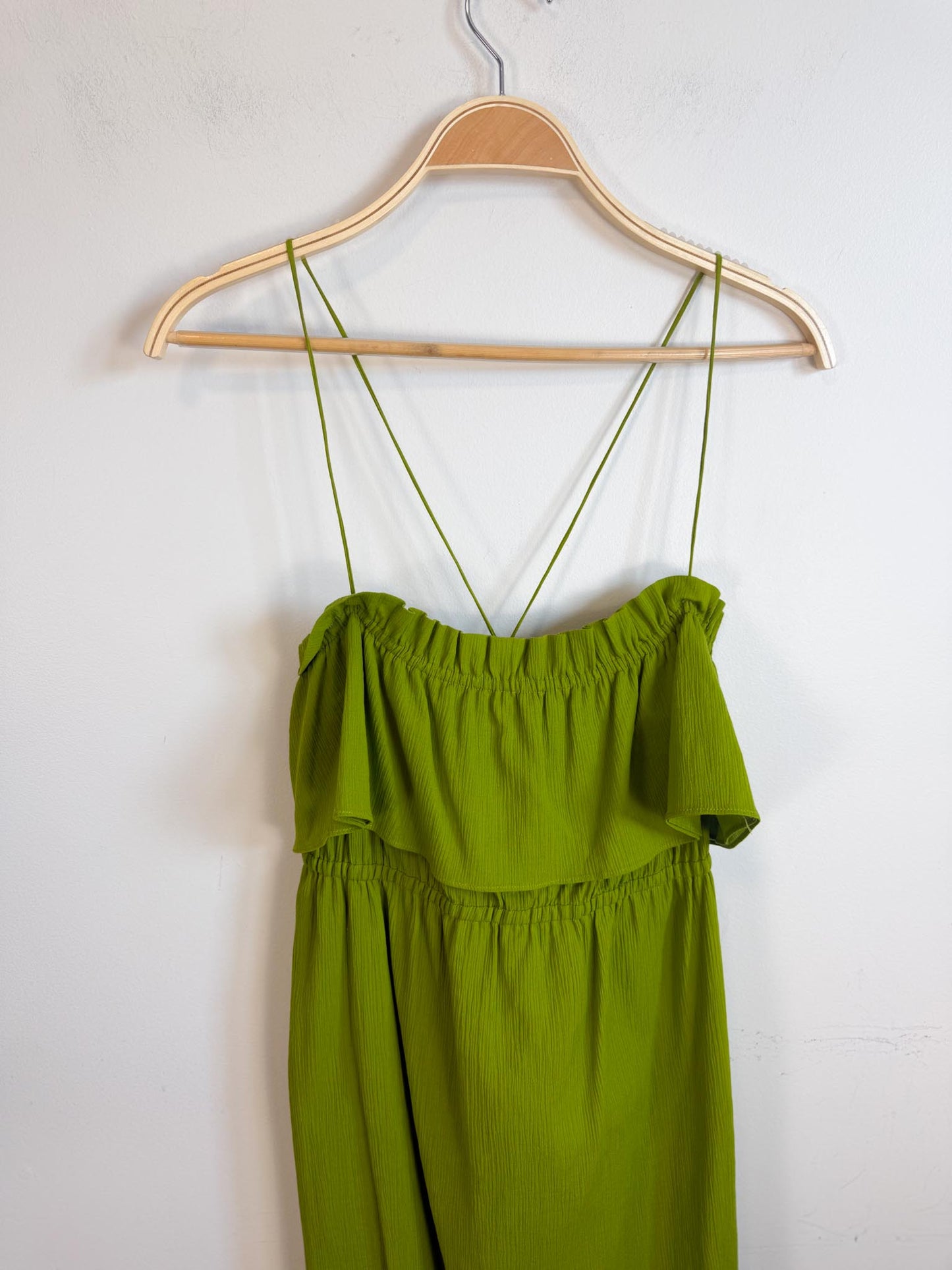 Banana Republic Spaghetti Strap Ruffled Dress in Green (Size L)