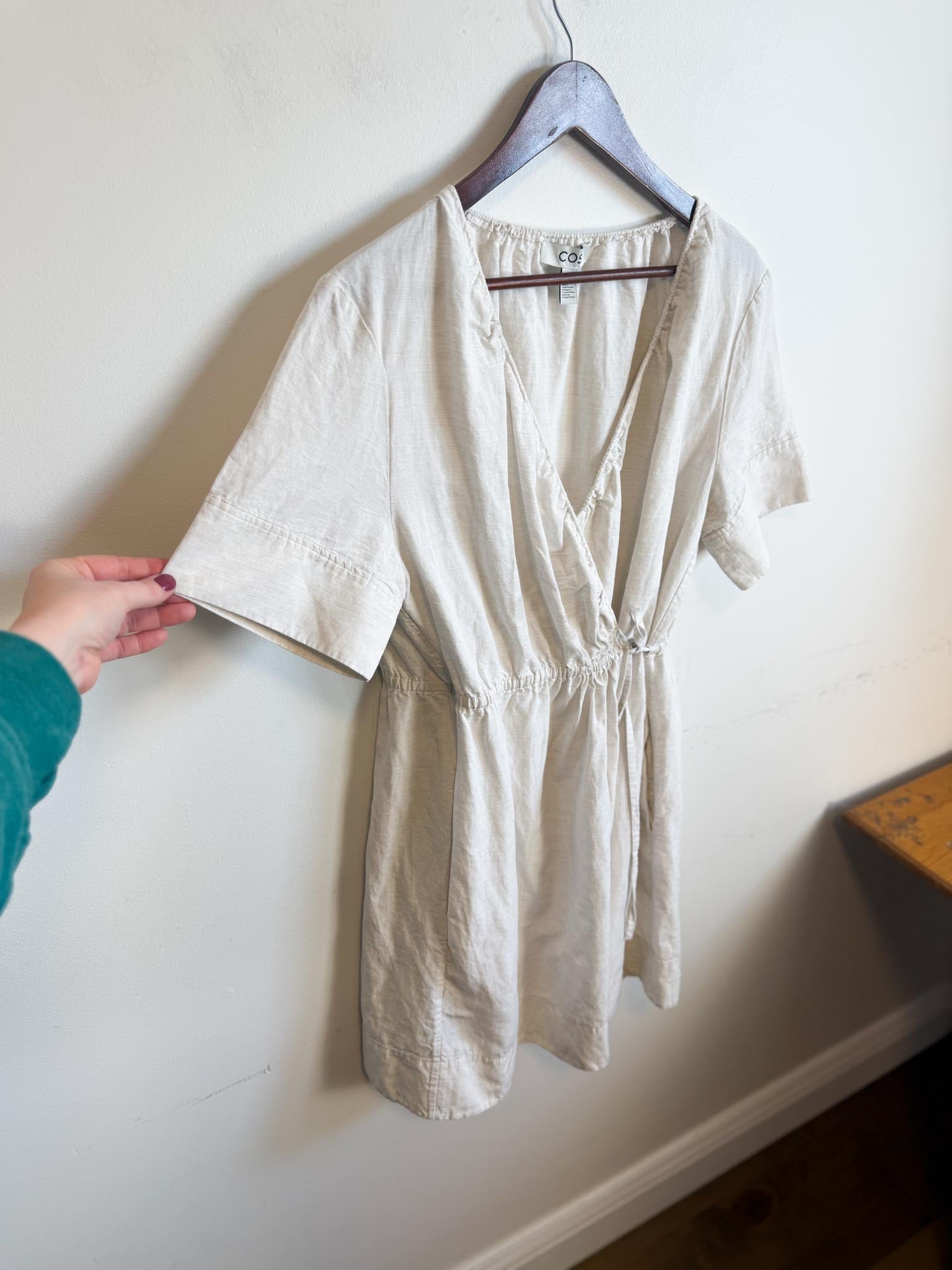 COS "Mini Linen-Blend Wrap Dress in Oatmeal" (Size S-M) Middle Child Vintage Shop COS "Mini Linen-Blend Wrap Dress in Oatmeal" (Size S-M) Middle Child Vintage Shop