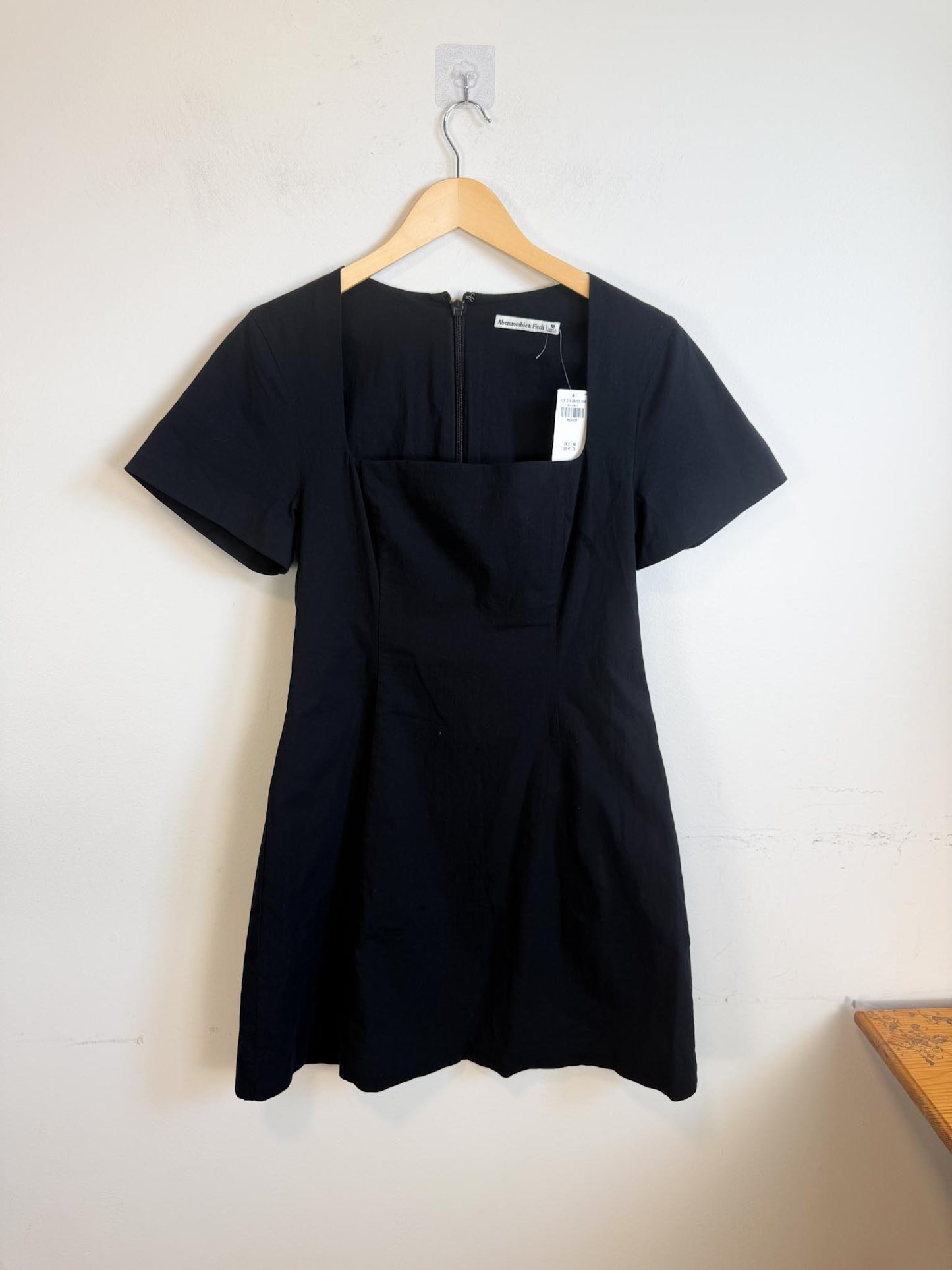 Abercrombie & Fitch Mini Dress in Black NWT (Size M)