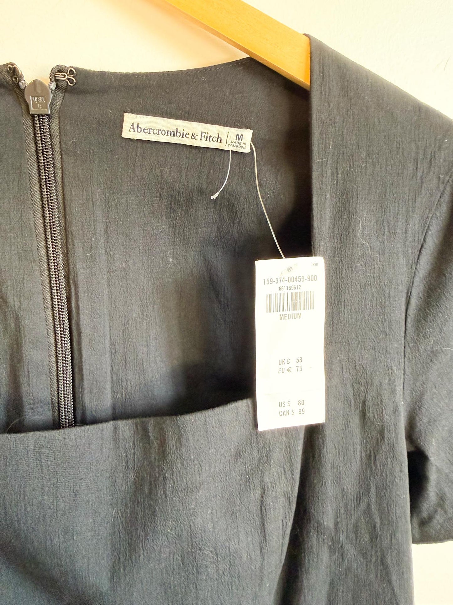 Abercrombie & Fitch Mini Dress in Black NWT (Size M)