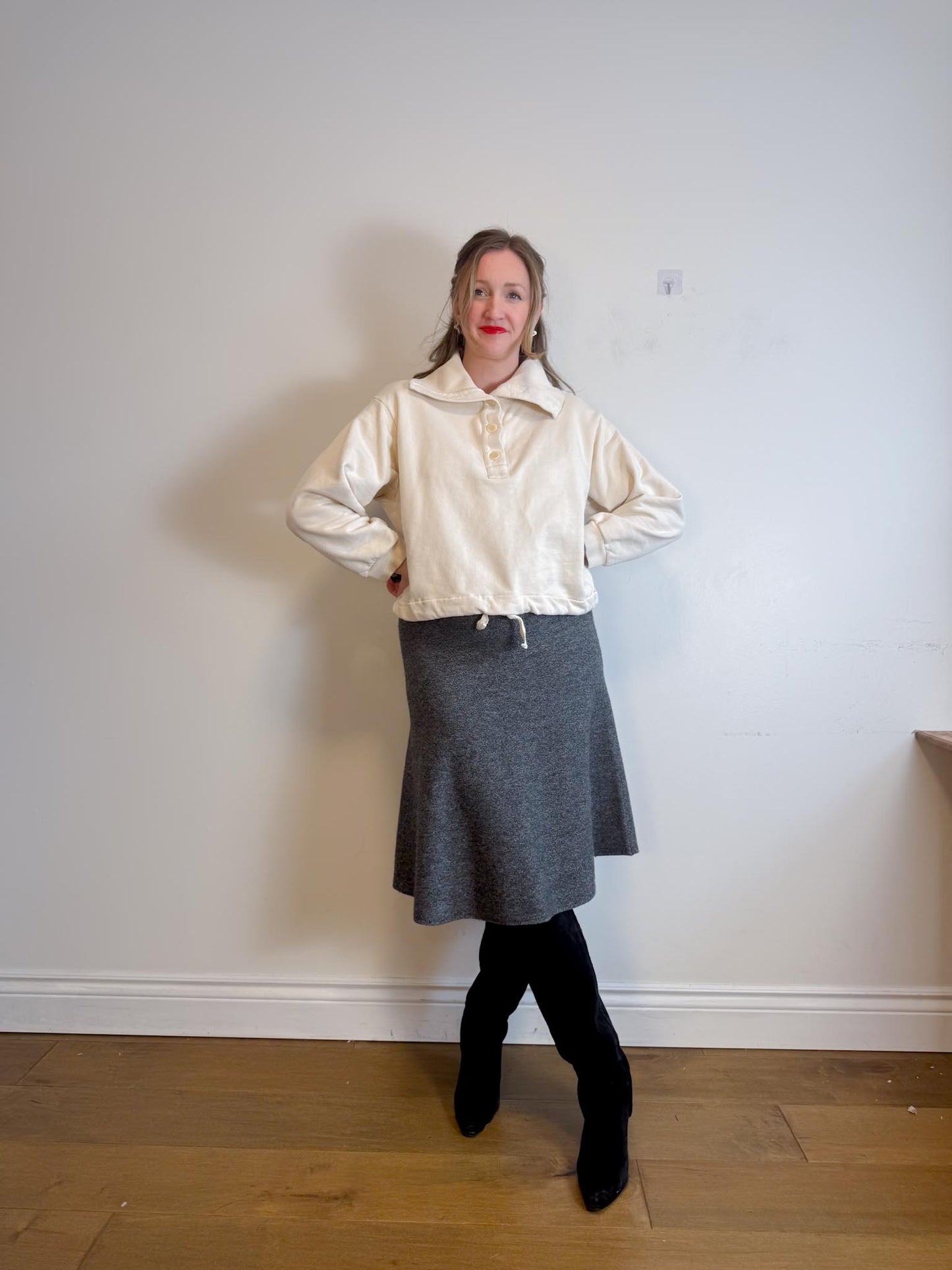 COS "Flared Merino Wool Midi Skirt" (Size M/L)