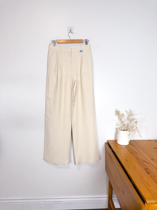 Aritiza "The Effortless Linen Pant in Oatmeal" (Size S Tall)