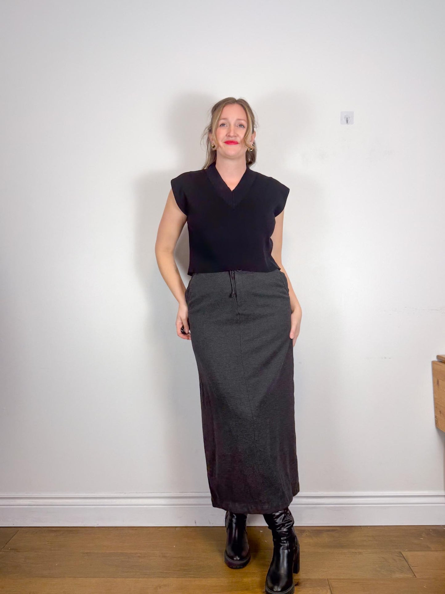 Vintage Gap Maxi Skirt in Dark Grey (Size L)