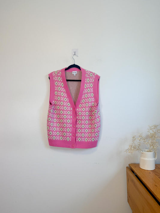 Sunday Best "Preston Sweater Vest in Pink Geometric Print" (Size M)