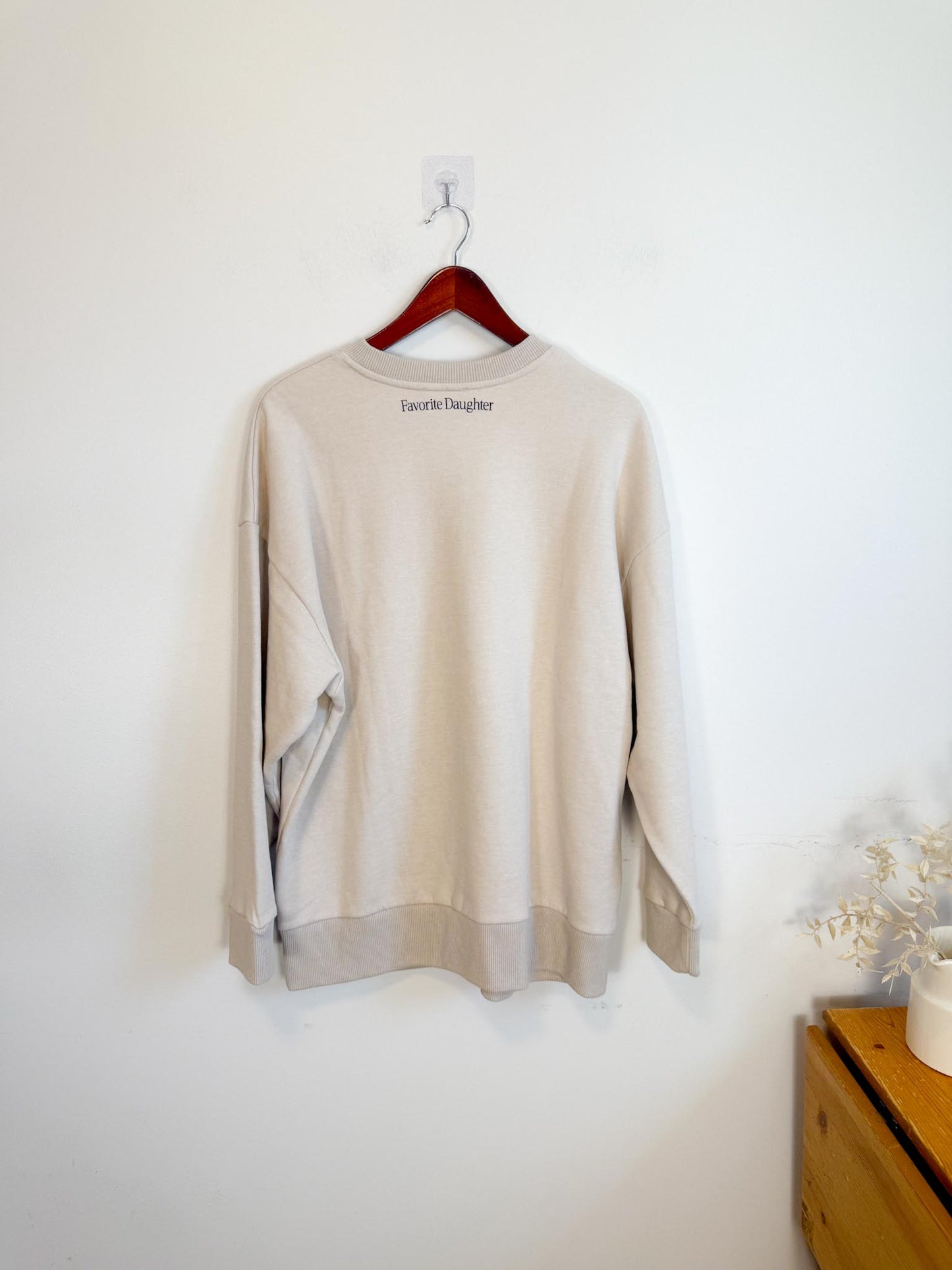 Favourite Daughter "Dad's Favourite Crewneck in Heather Oatmeal" (Size S/M)