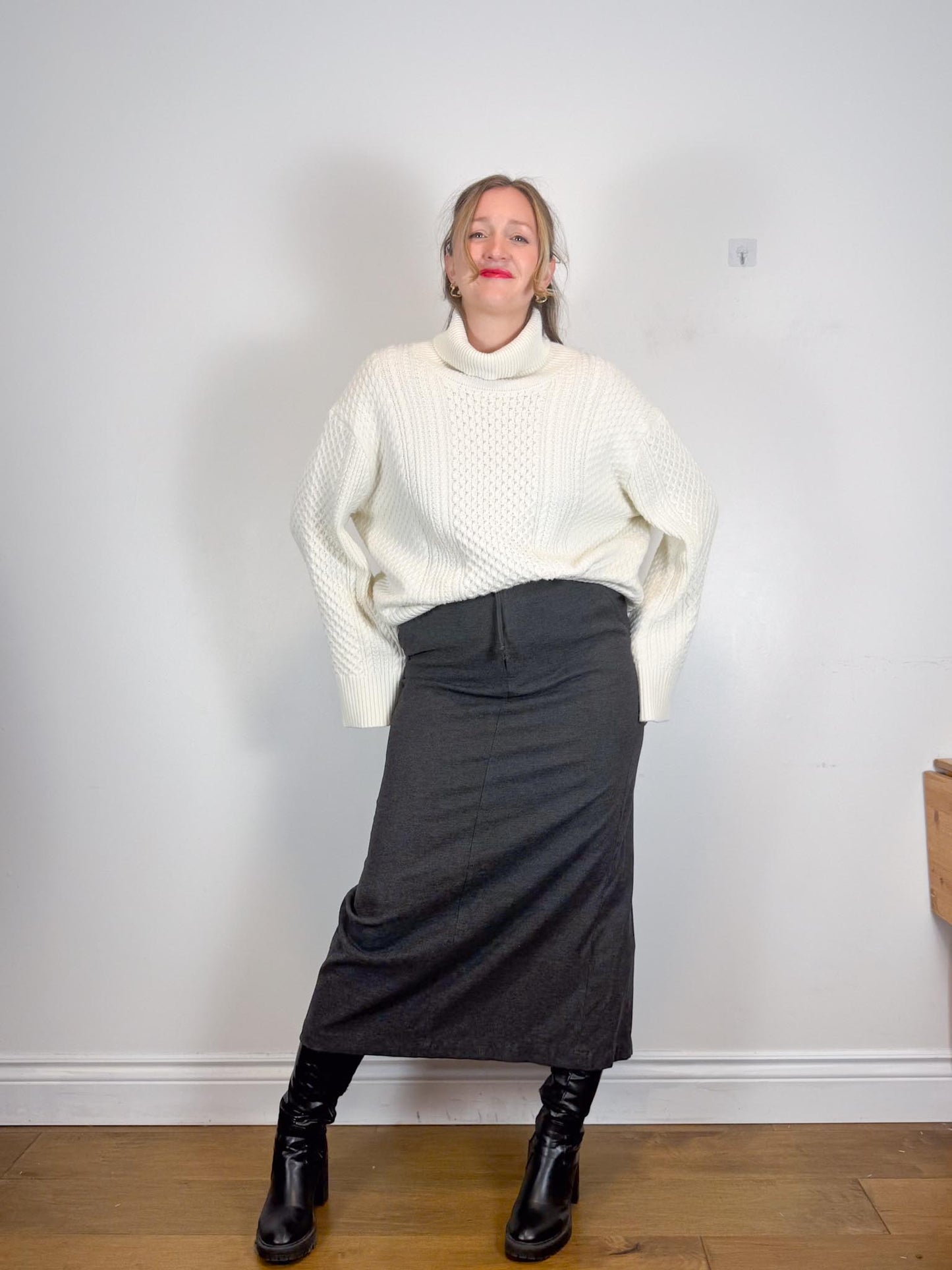 Vintage Gap Maxi Skirt in Dark Grey (Size L)