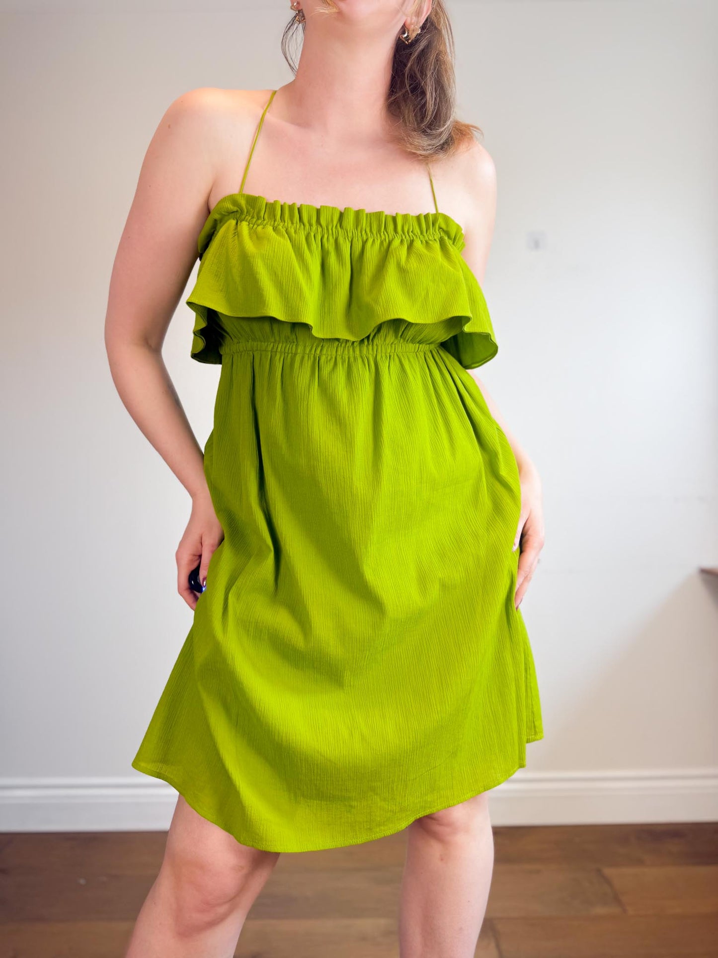 Banana Republic Spaghetti Strap Ruffled Dress in Green (Size L)