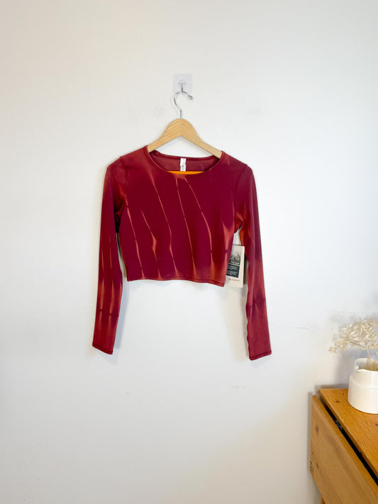 Lululemon "Wunder Train Cropped Long Sleeve Shirt in Tie Dye" NWT (Size 6)