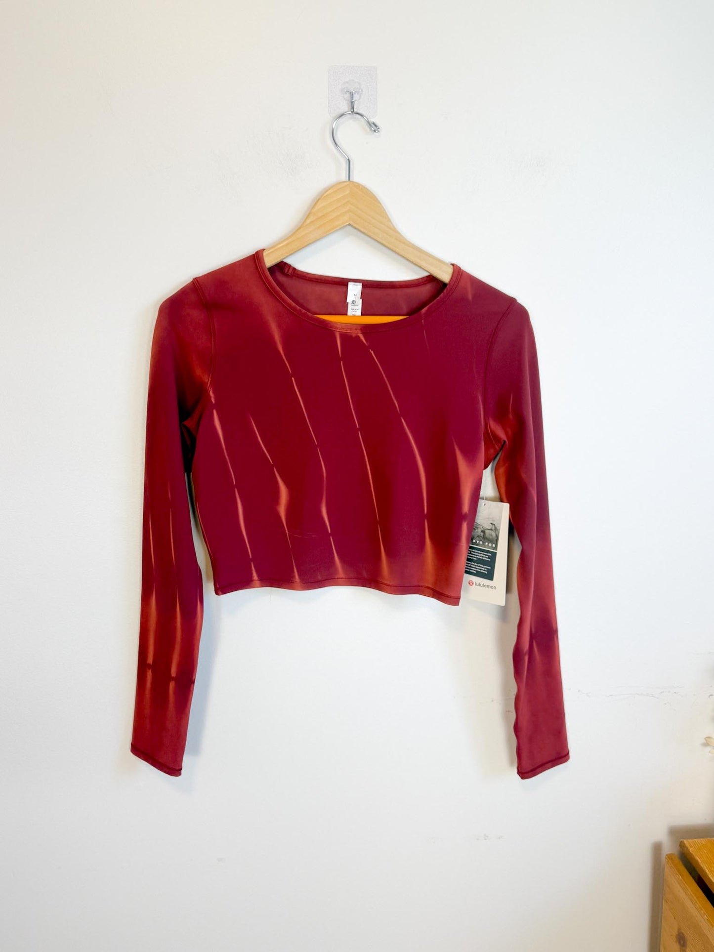 Lululemon "Wunder Train Cropped Long Sleeve Shirt in Tie Dye" NWT (Size 6)