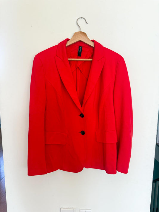 MARC CAIN Fitted blazer with rounded hem in Red SOLD AS IS  (Size M/L)