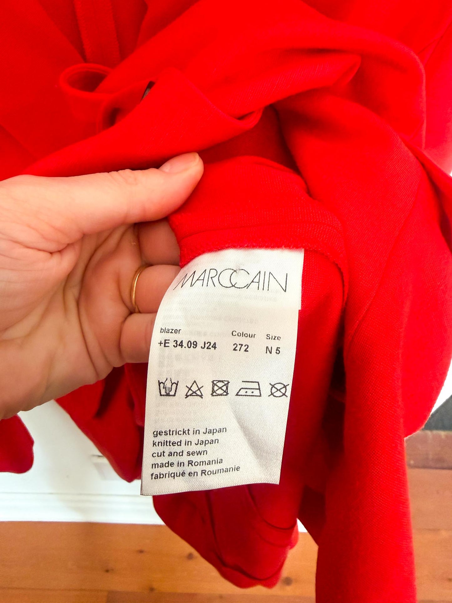 MARC CAIN Fitted blazer with rounded hem in Red SOLD AS IS  (Size M/L)