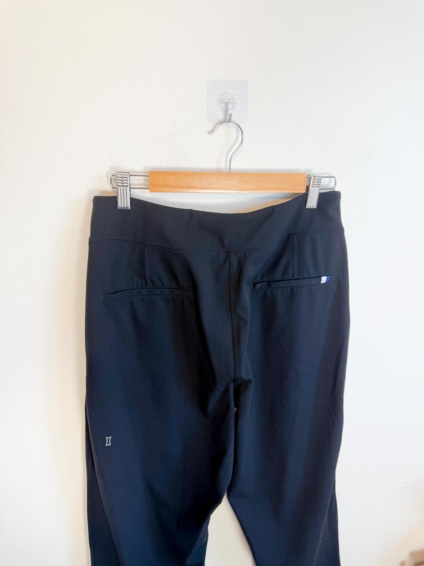 Kit & Ace "Joggers in Black" (Size 12)