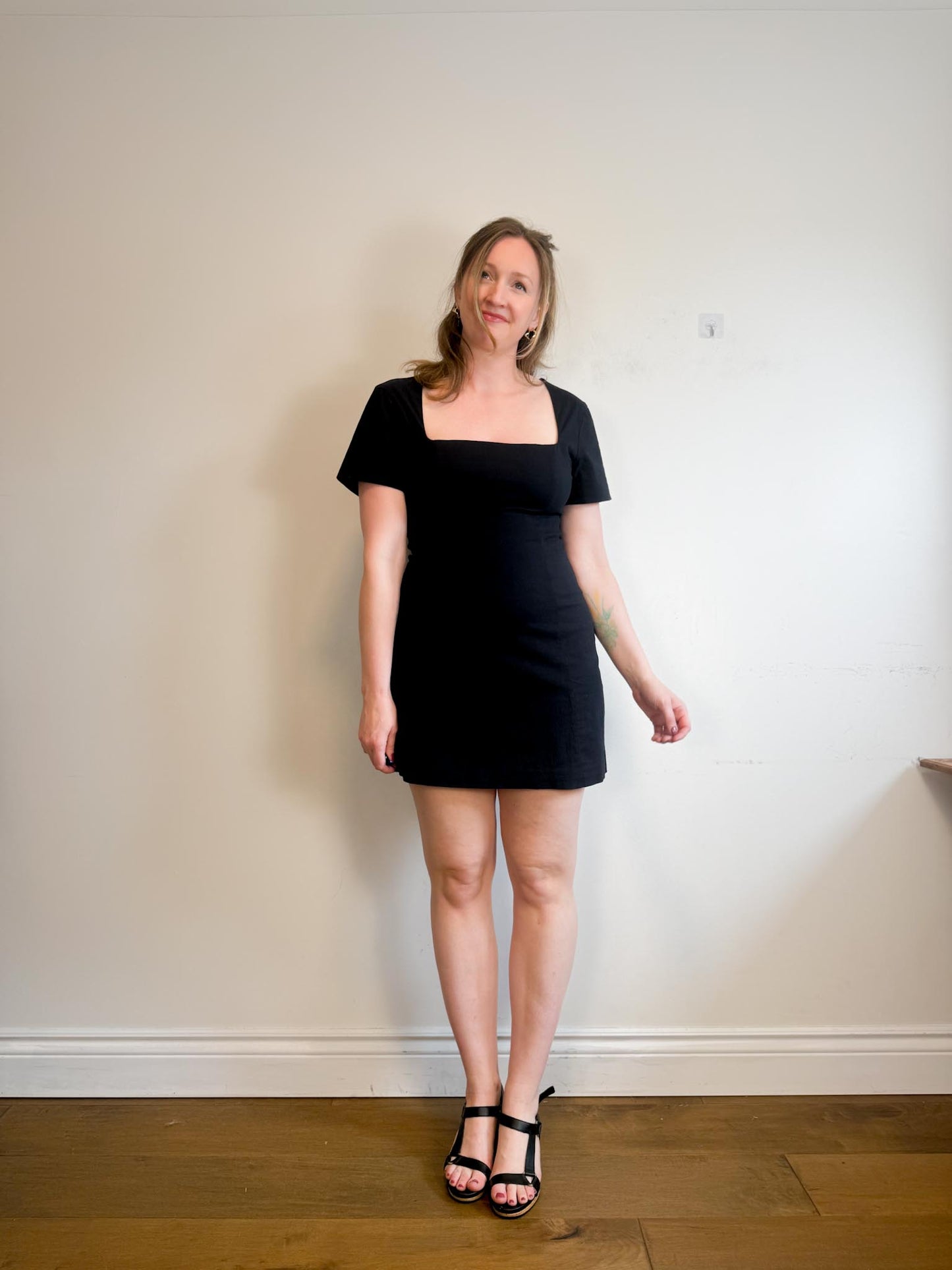 Abercrombie & Fitch Mini Dress in Black NWT (Size M)