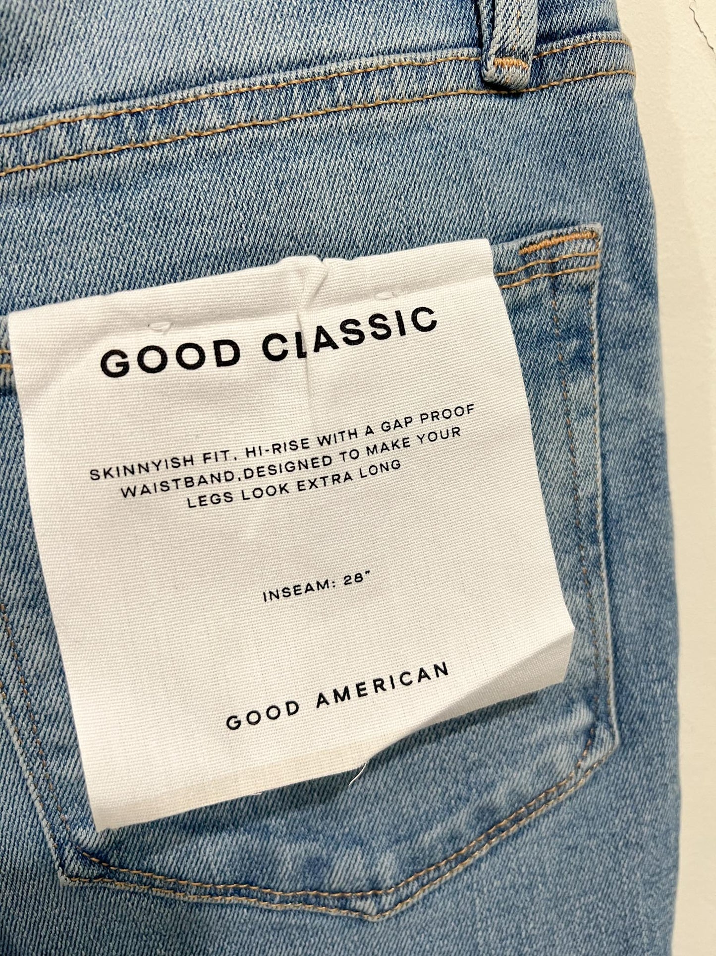 Good American "Good Classic Denim in Medium Wash" NWT (Size 6/28)