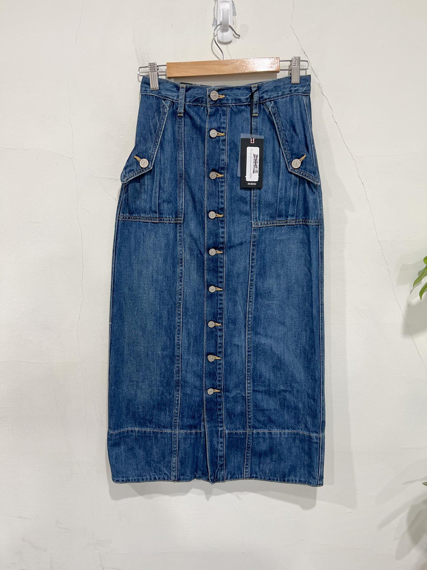 NOEND Denim "Rachel Utility Maxi Skirt" NWT (Size 25)