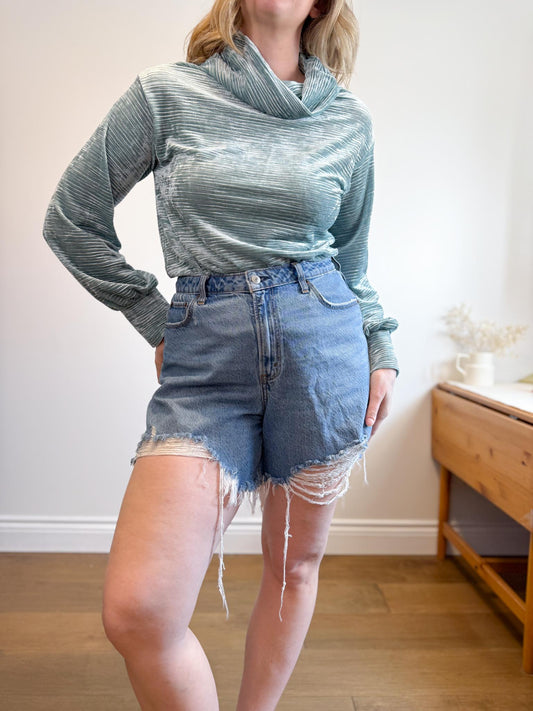 Marigold Slow Fashion Velvet Mockneck Top in Teal (Size XS/S)